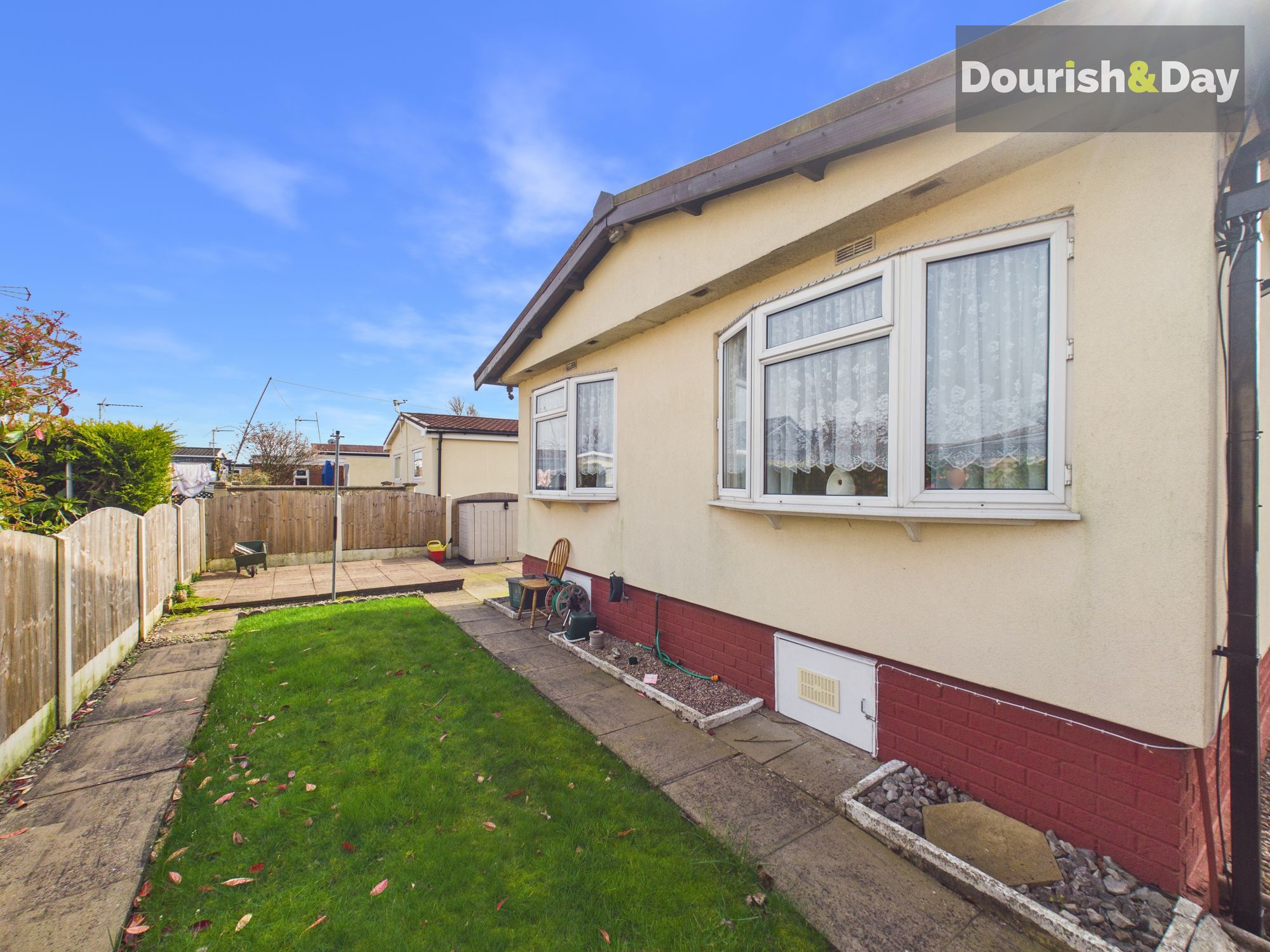 3 bed park home for sale in Lodgefield Park, Stafford, ST17  - Property Image 20