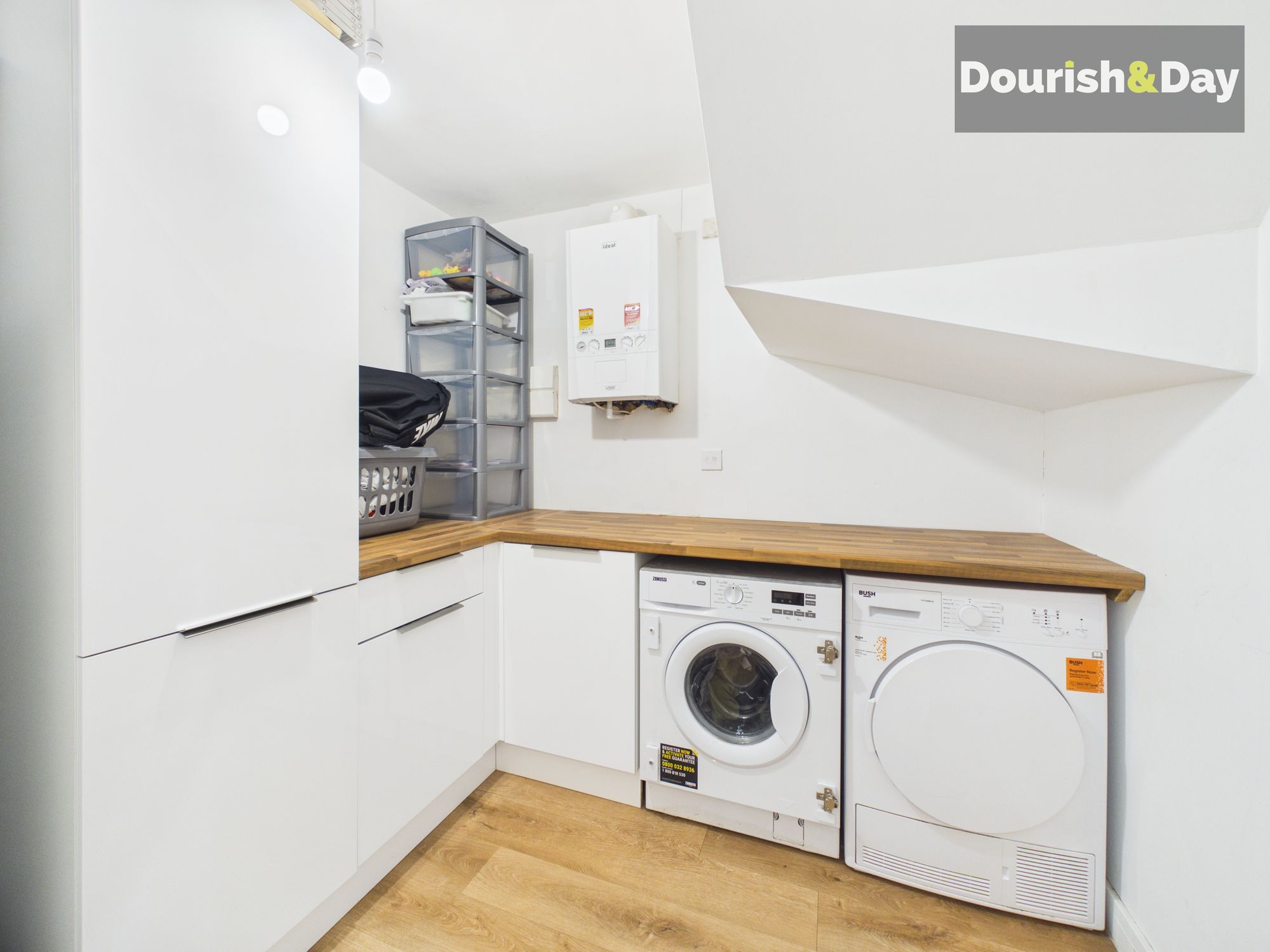 3 bed detached house for sale in Harrow Place, Stafford, ST16  - Property Image 6