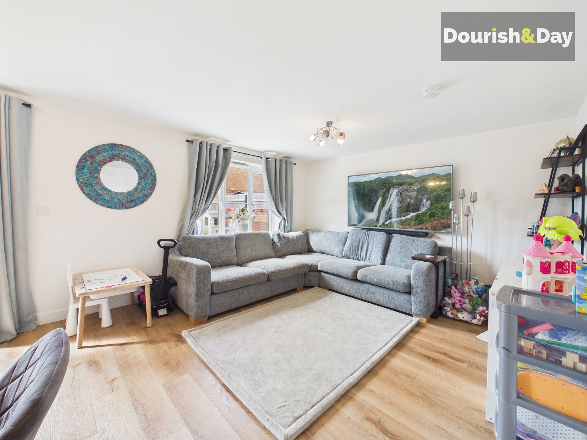 3 bed detached house for sale in Harrow Place, Stafford, ST16  - Property Image 5