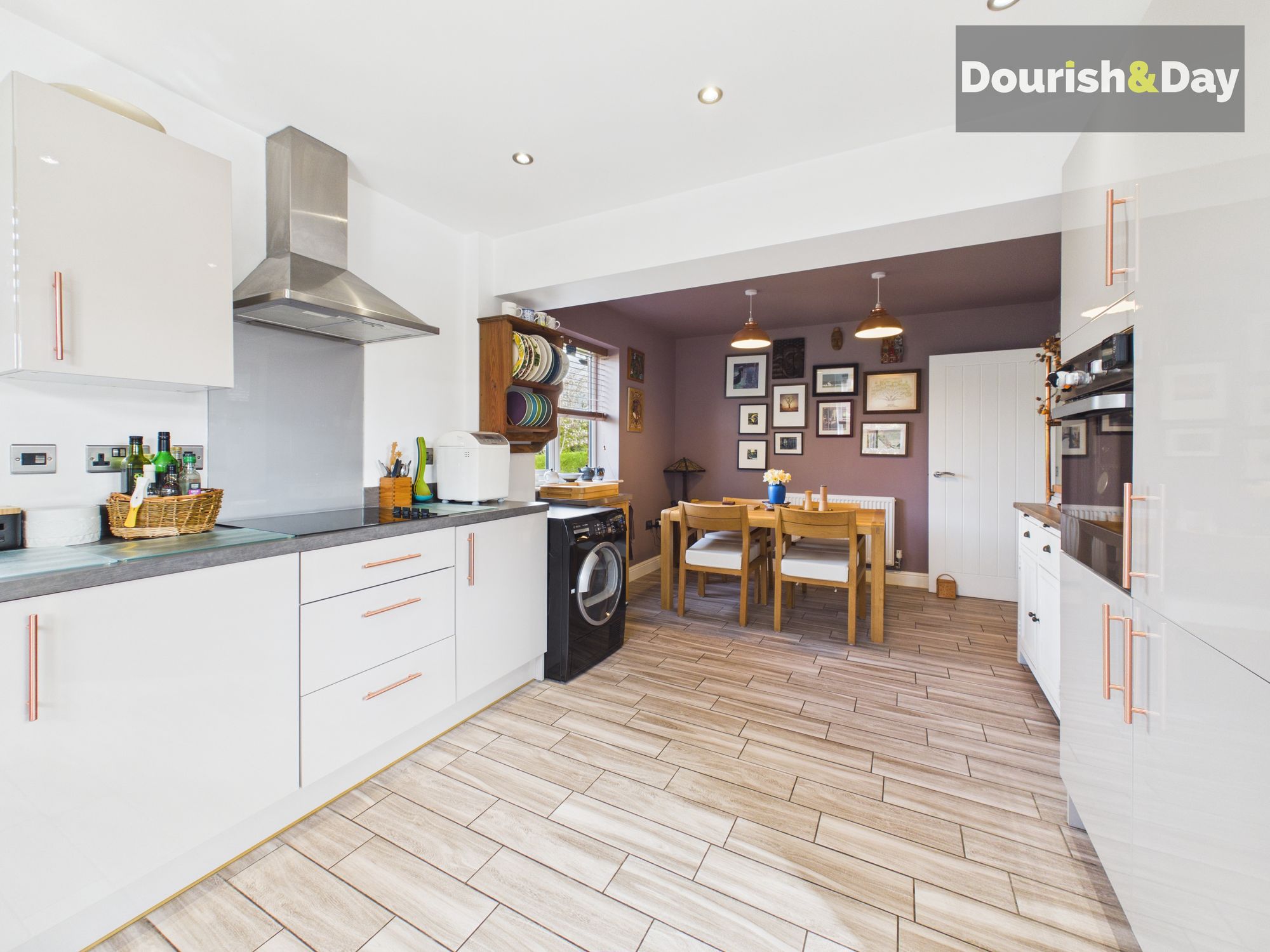 3 bed detached house for sale in Wrexham Road, Whitchurch, SY13 - Property Image 5