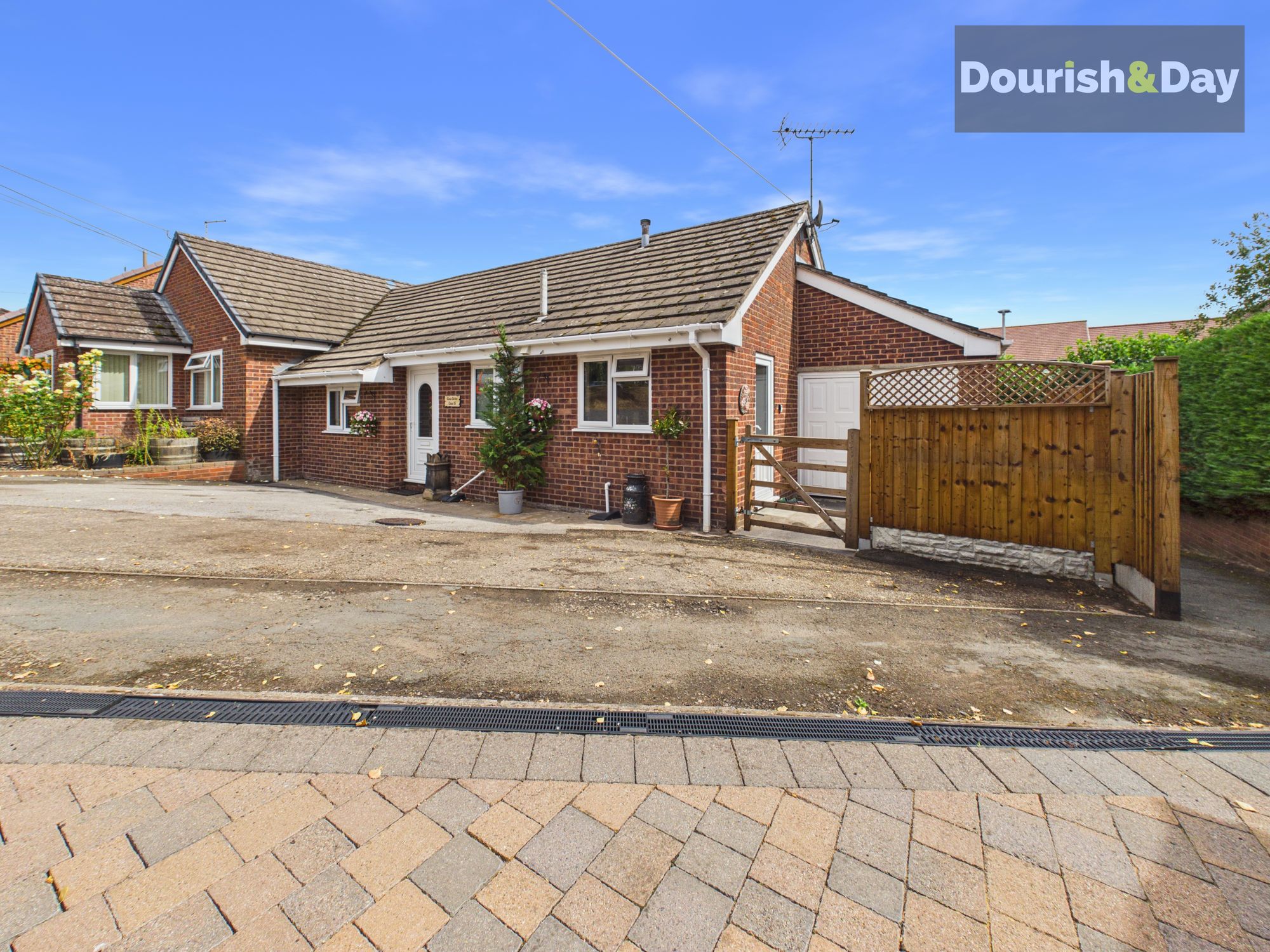 2 bed semi-detached house for sale in St. Oswalds Close, Malpas, SY14 - Property Image 12