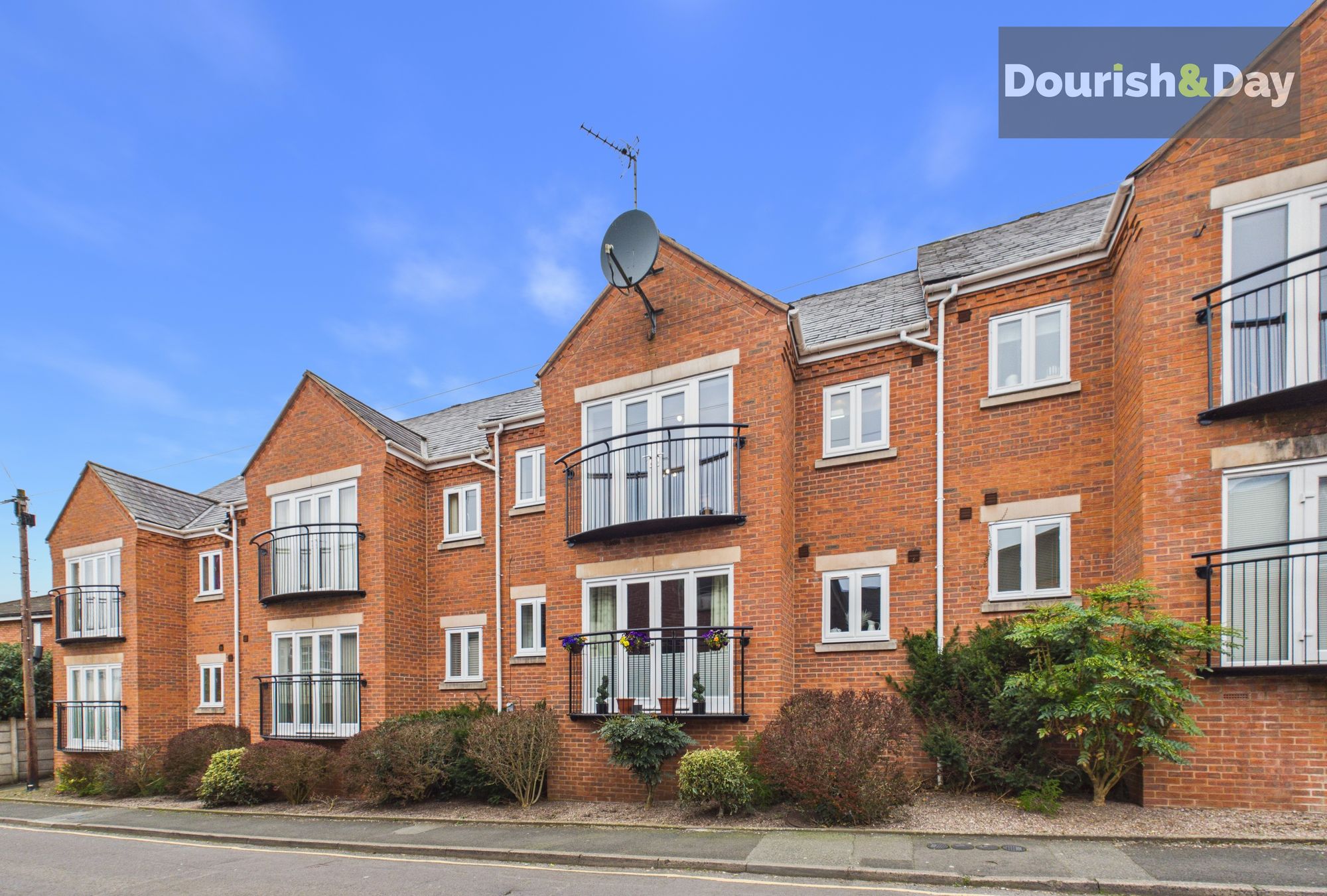 2 bed flat for sale in Deermoss Lane, Whitchurch, SY13 - Property Image 16