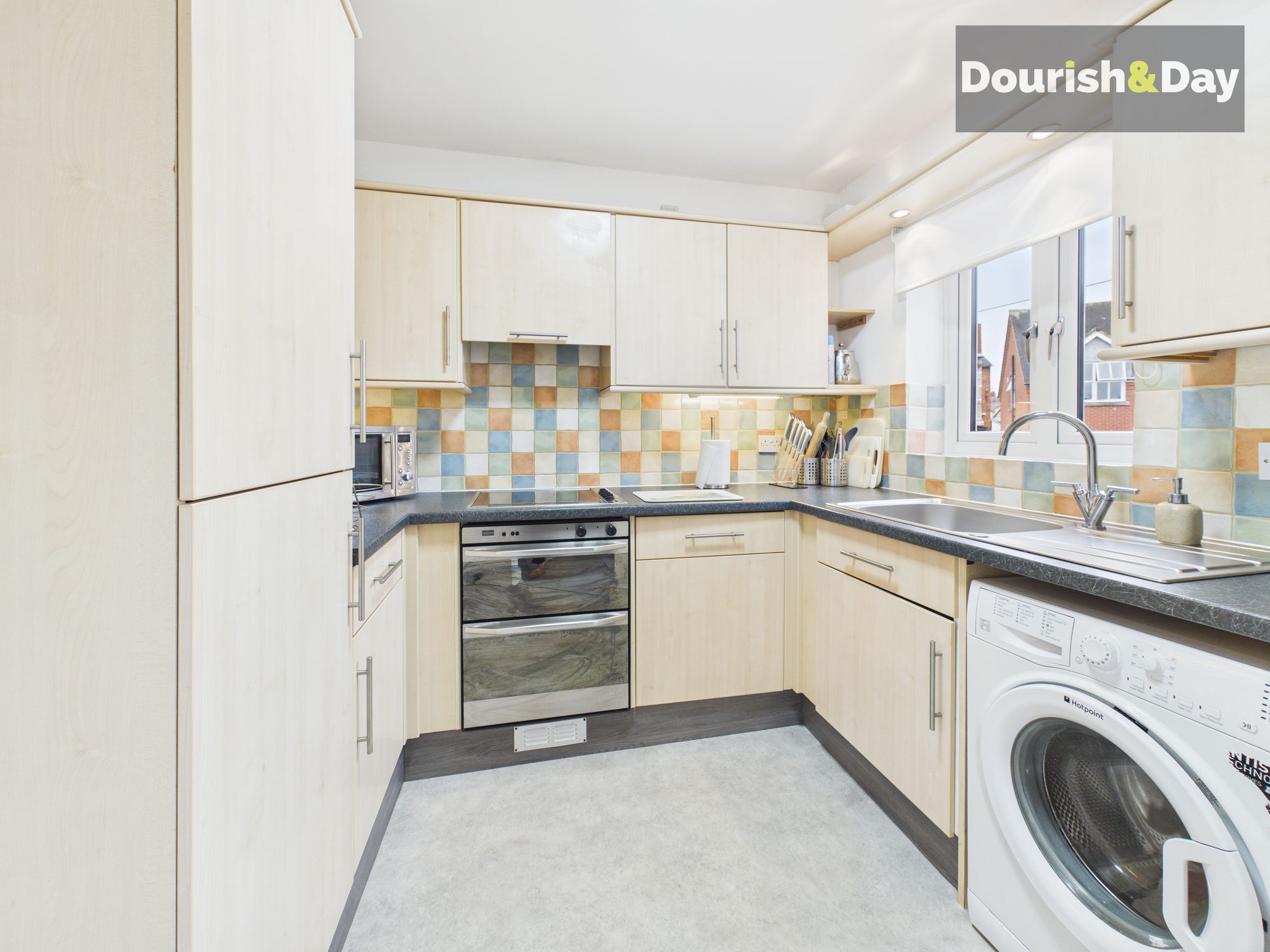 2 bed flat for sale in Deermoss Lane, Whitchurch, SY13 - Property Image 5