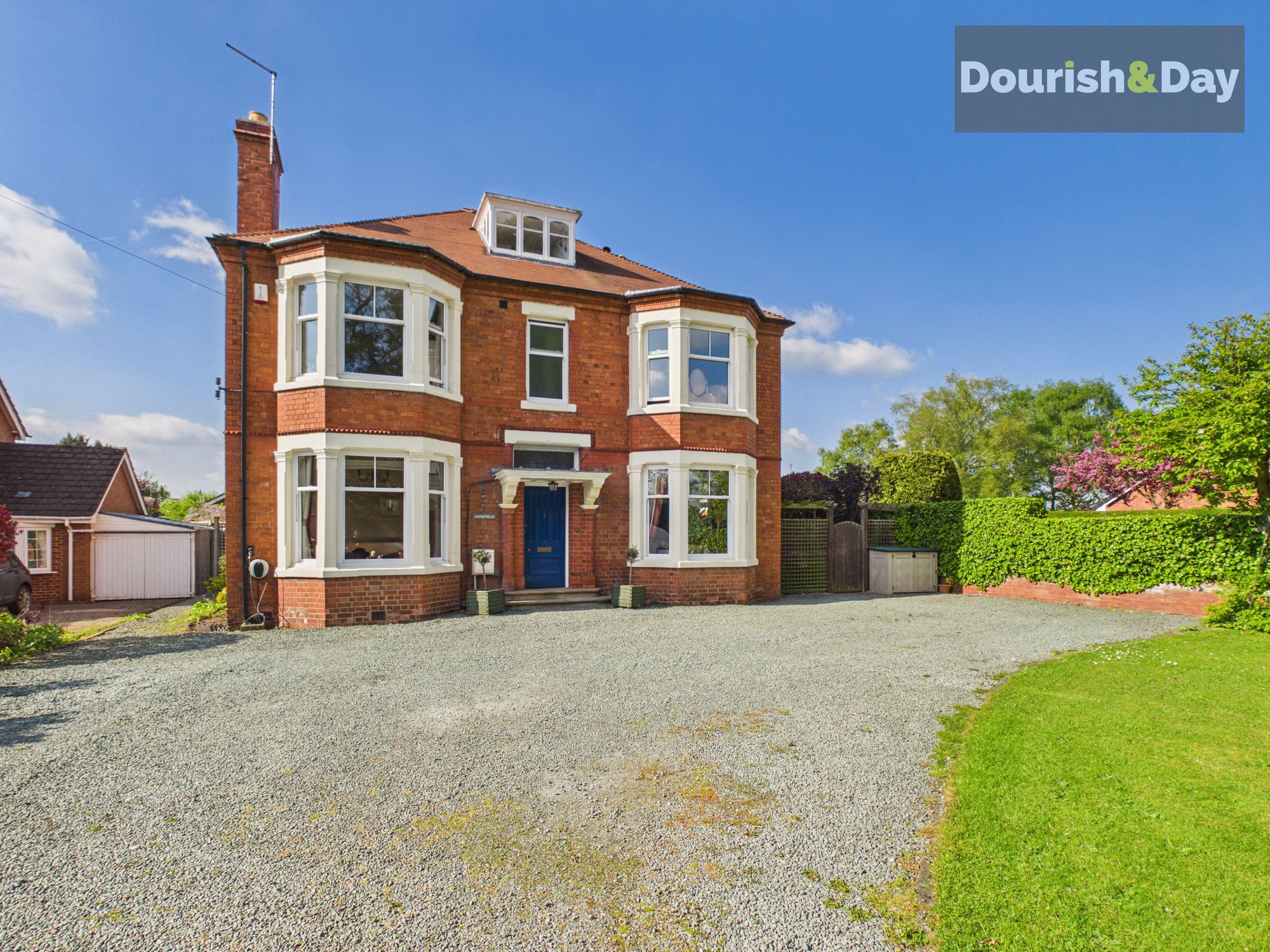 6 bed detached house for sale in Longlands Lane, Market Drayton, TF9