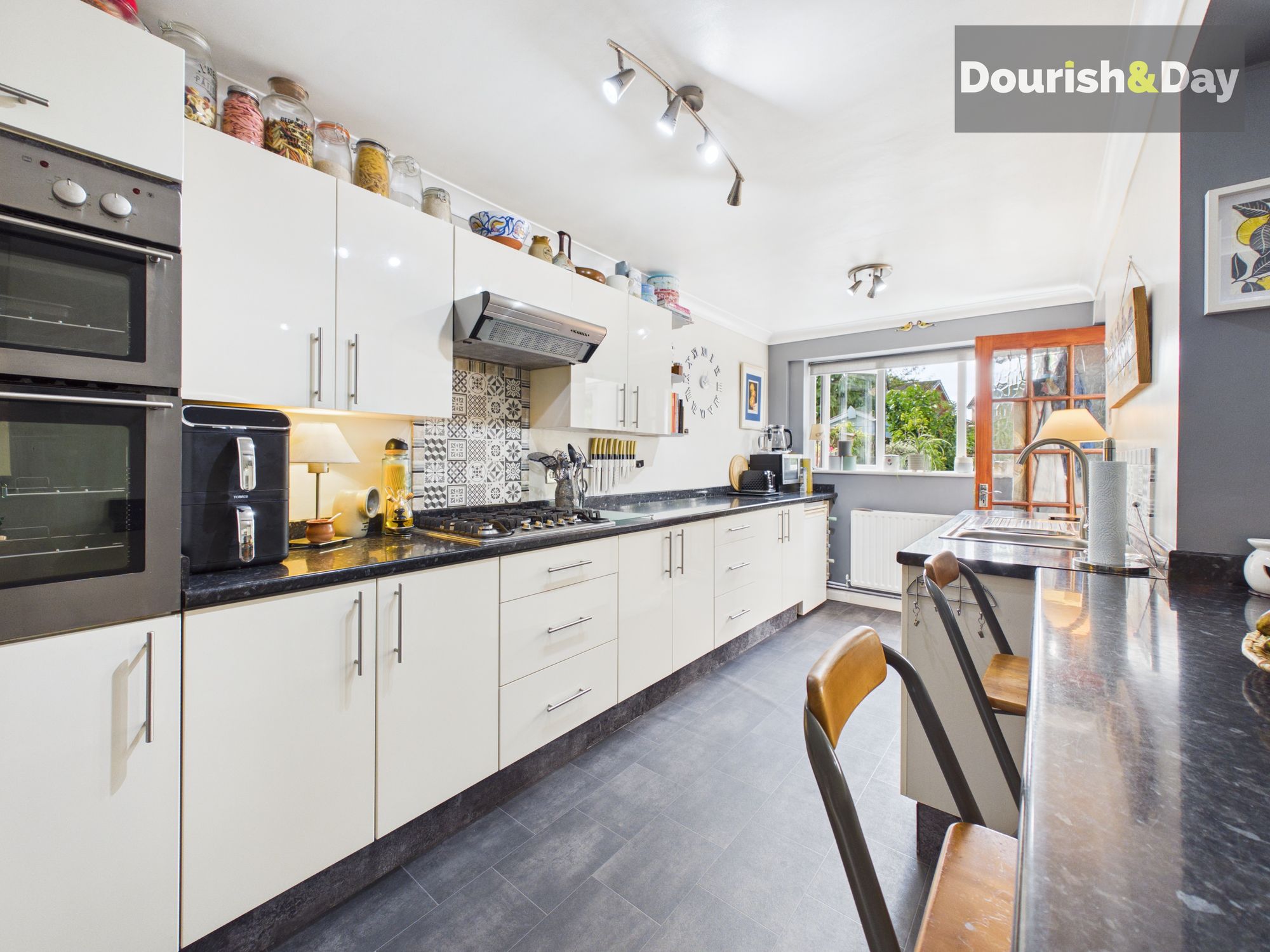 3 bed semi-detached house for sale in Saxon Road, Penkridge, ST19 - Property Image 3
