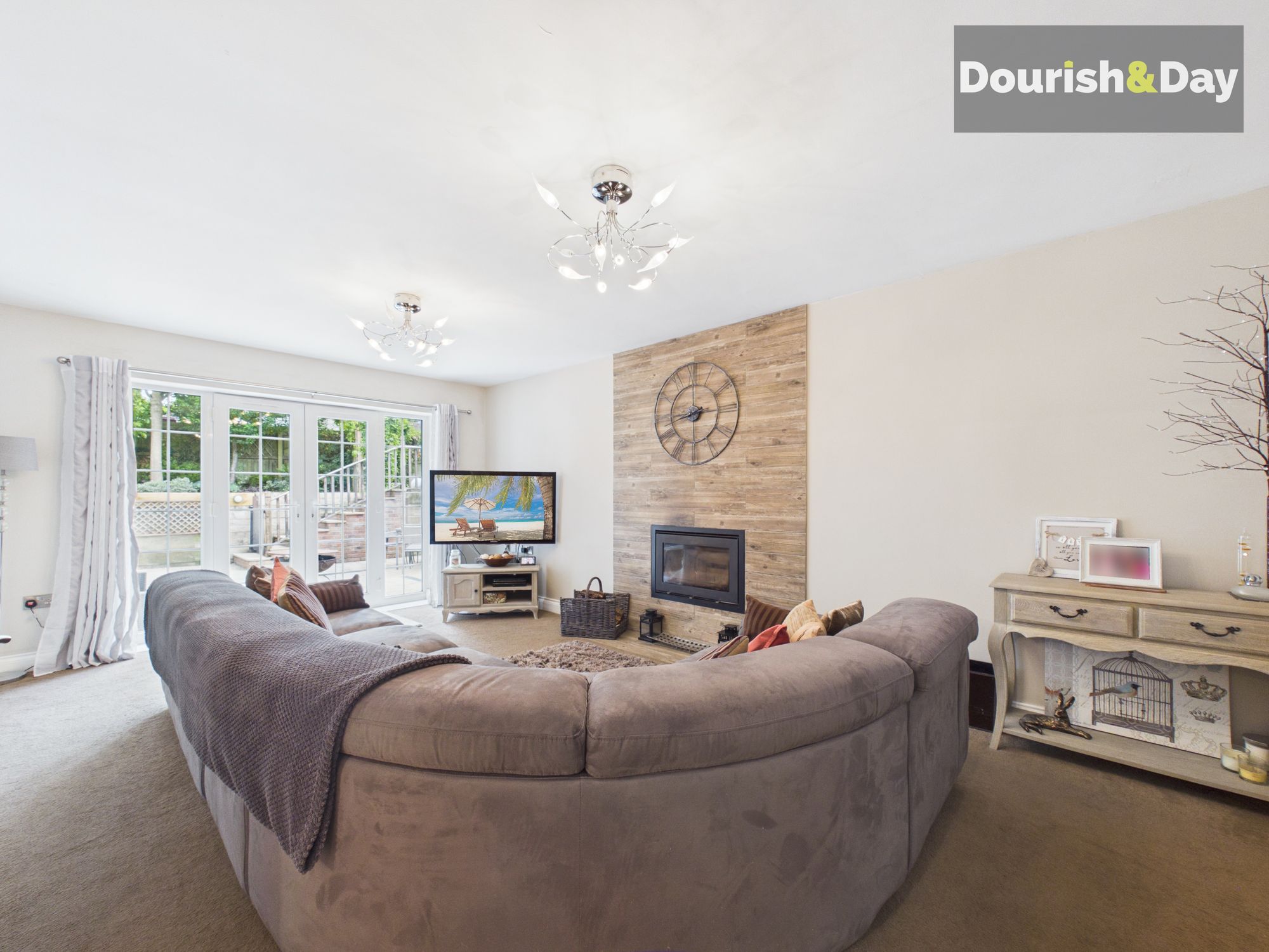 5 bed detached house for sale in Candle Lane, Woore, CW3 - Property Image 2