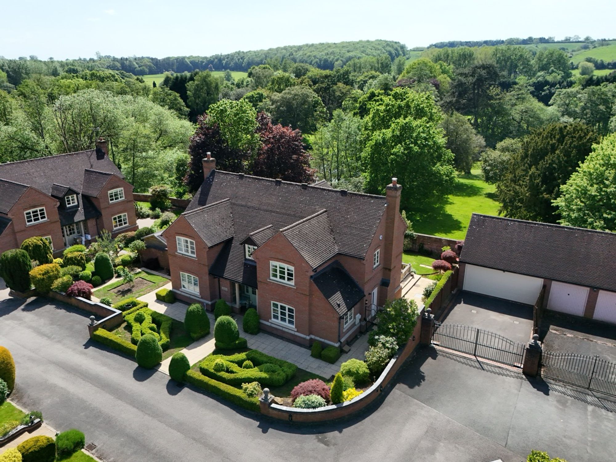 4 bed detached house for sale in Meaford Road, Meaford, ST15 - Property Image 54