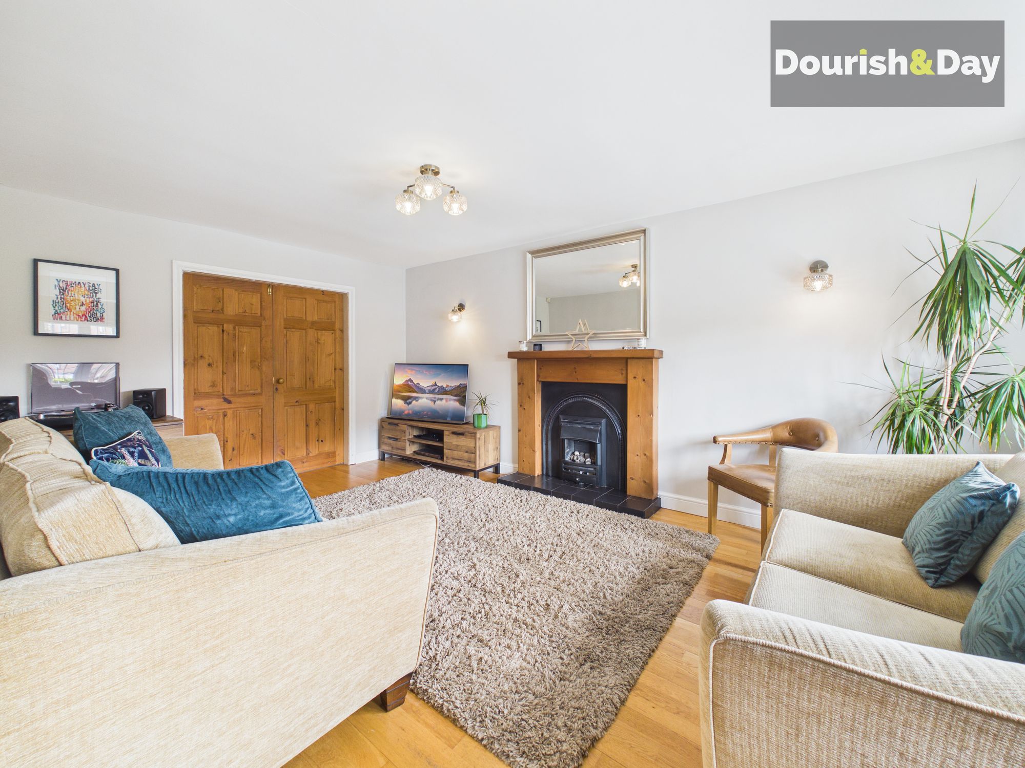 4 bed detached house for sale in Cannock Road, Penkridge, ST19  - Property Image 3