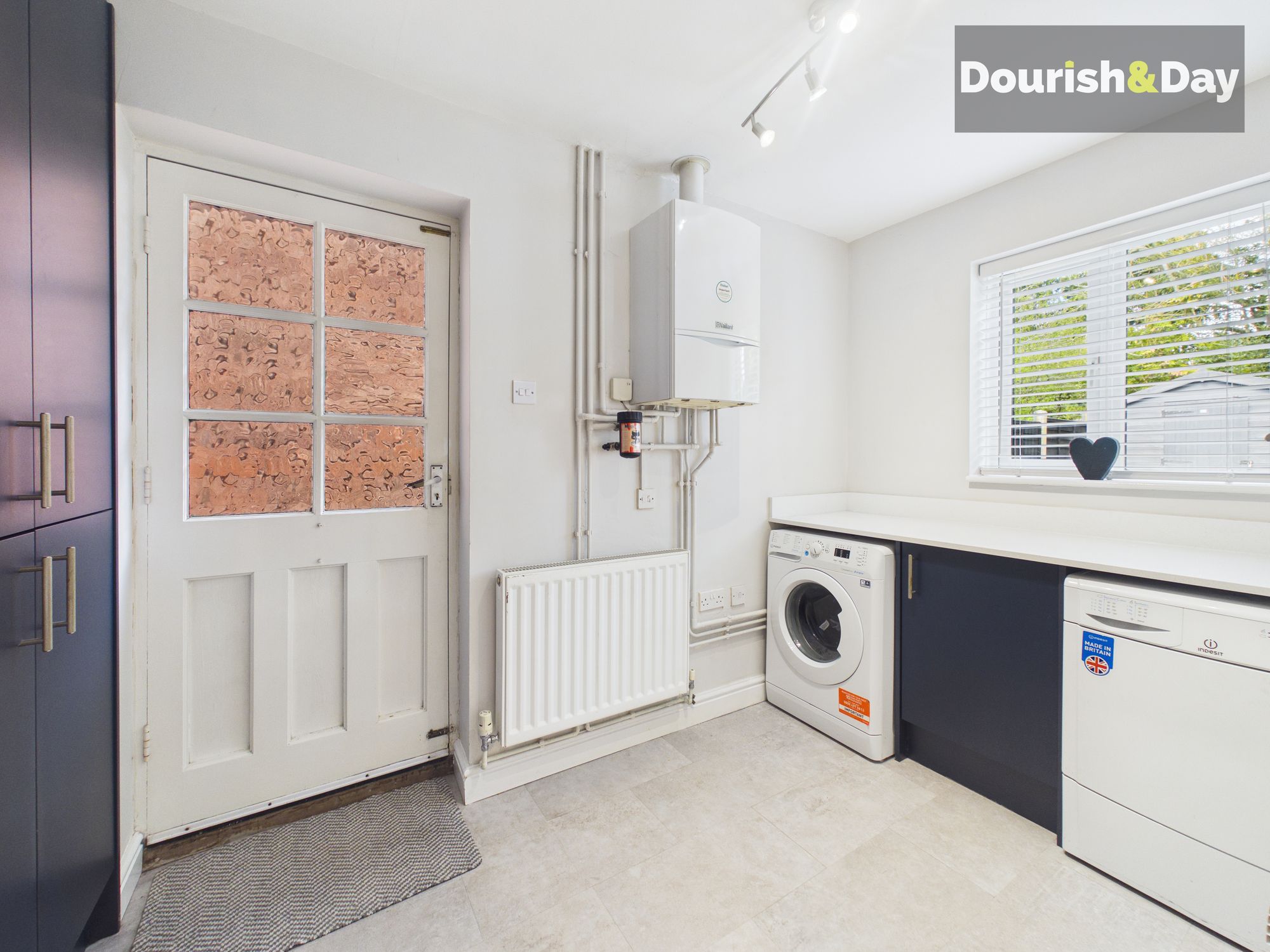 4 bed detached house for sale in Cannock Road, Penkridge, ST19  - Property Image 10