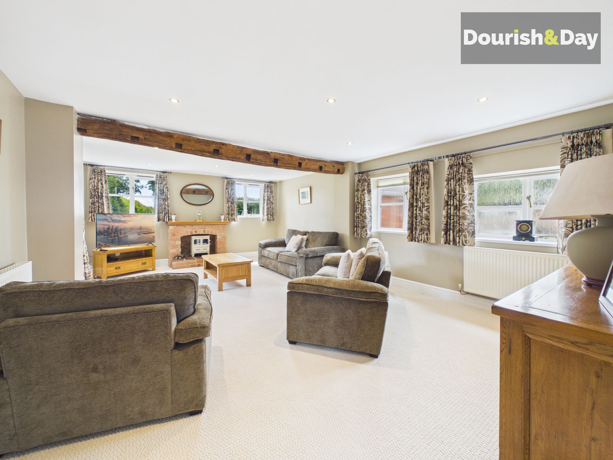 4 bed barn conversion for sale in Norbury, Oulton, ST20 - Property Image 3