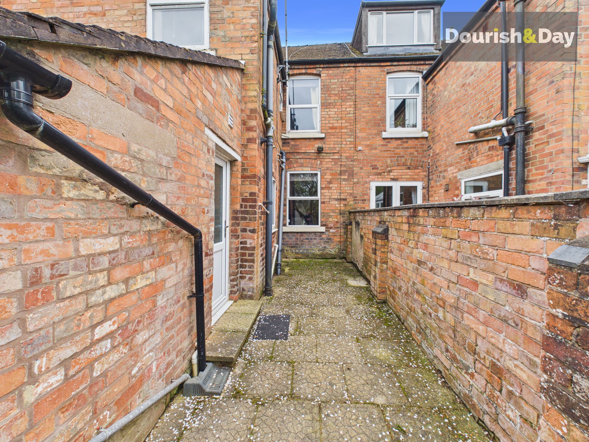 4 bed terraced house for sale in Corporation Street, Stafford, ST16 - Property Image 15