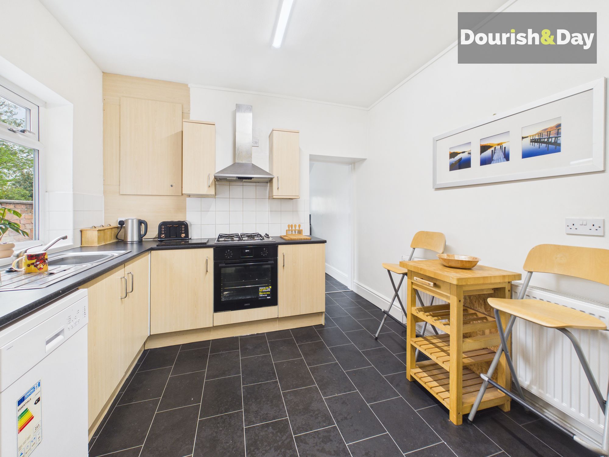 4 bed terraced house for sale in Corporation Street, Stafford, ST16 - Property Image 7