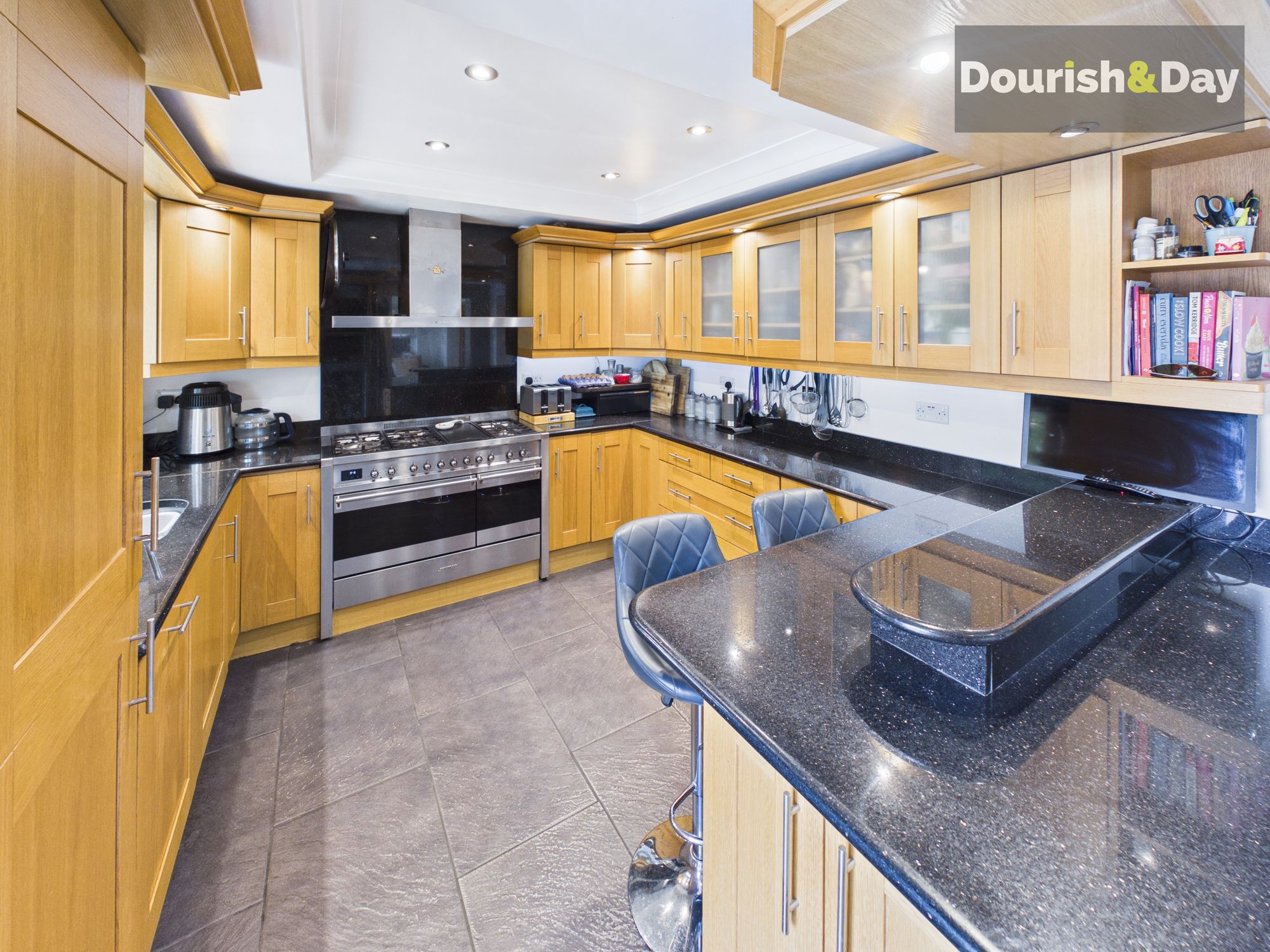 4 bed detached house for sale in Walsall Road, Great Wyrley, WS6  - Property Image 2