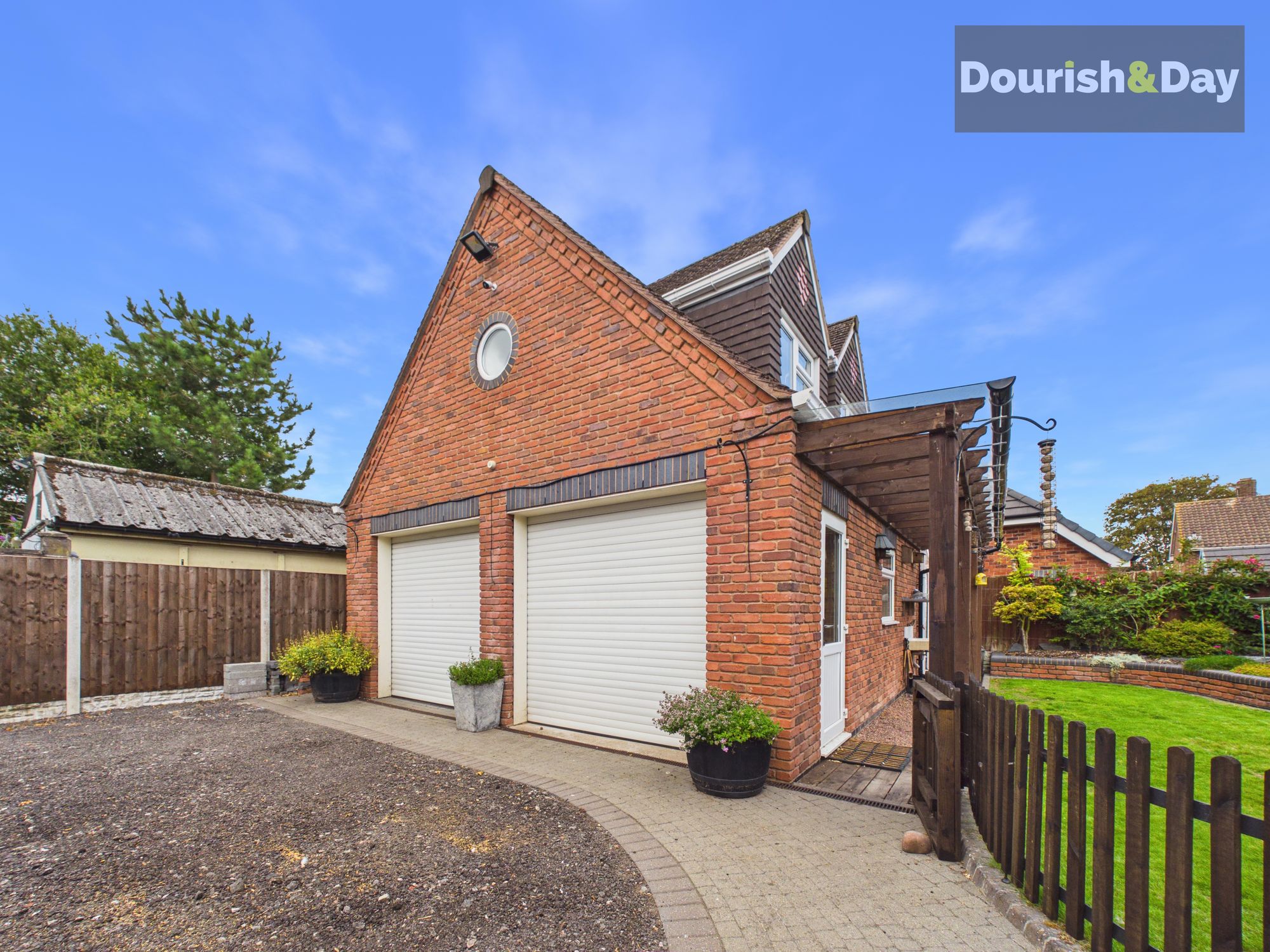 4 bed detached house for sale in Walsall Road, Great Wyrley, WS6  - Property Image 22