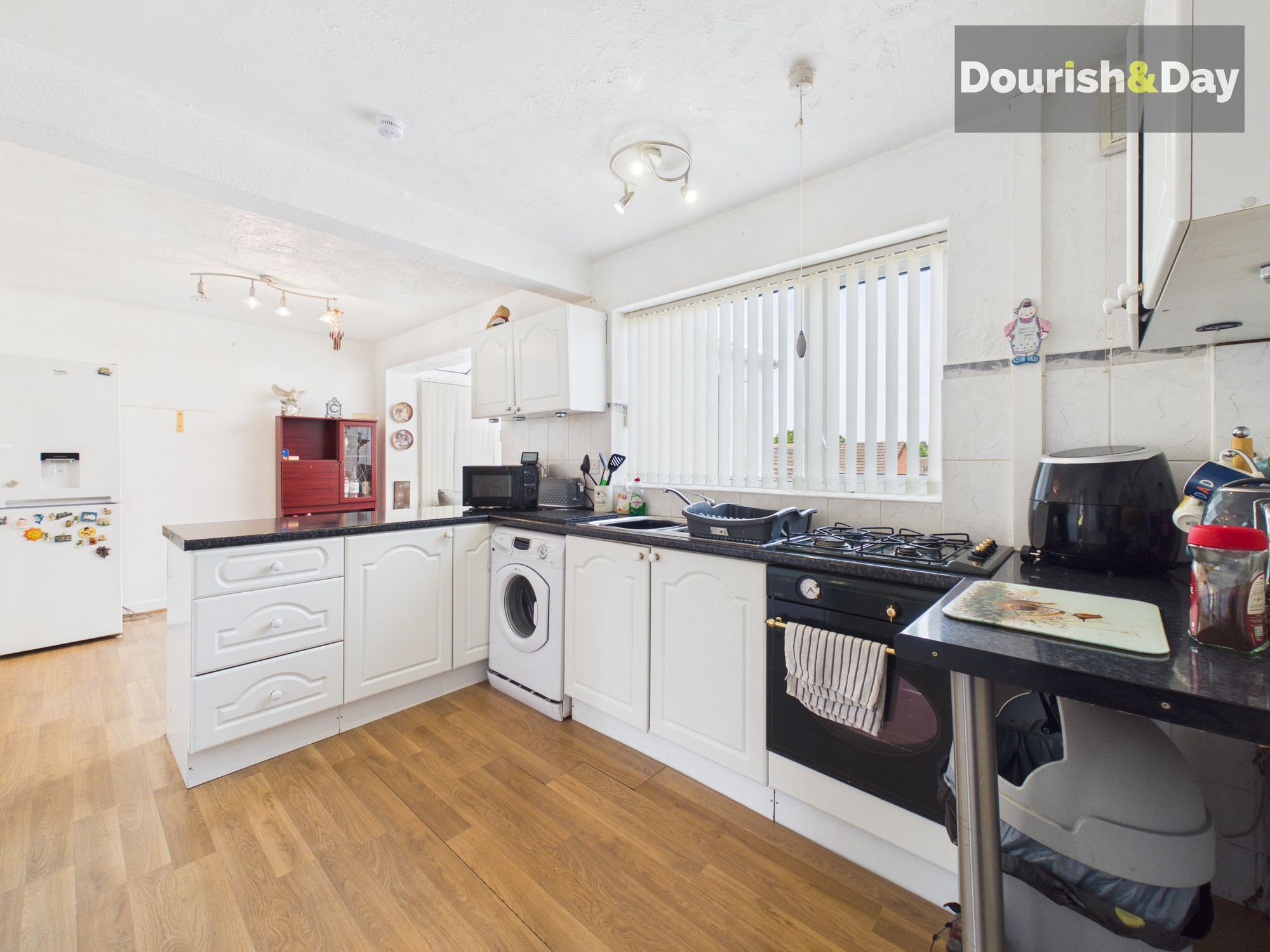 3 bed semi-detached house for sale in Churchfield Close, Stafford, ST17 - Property Image 3