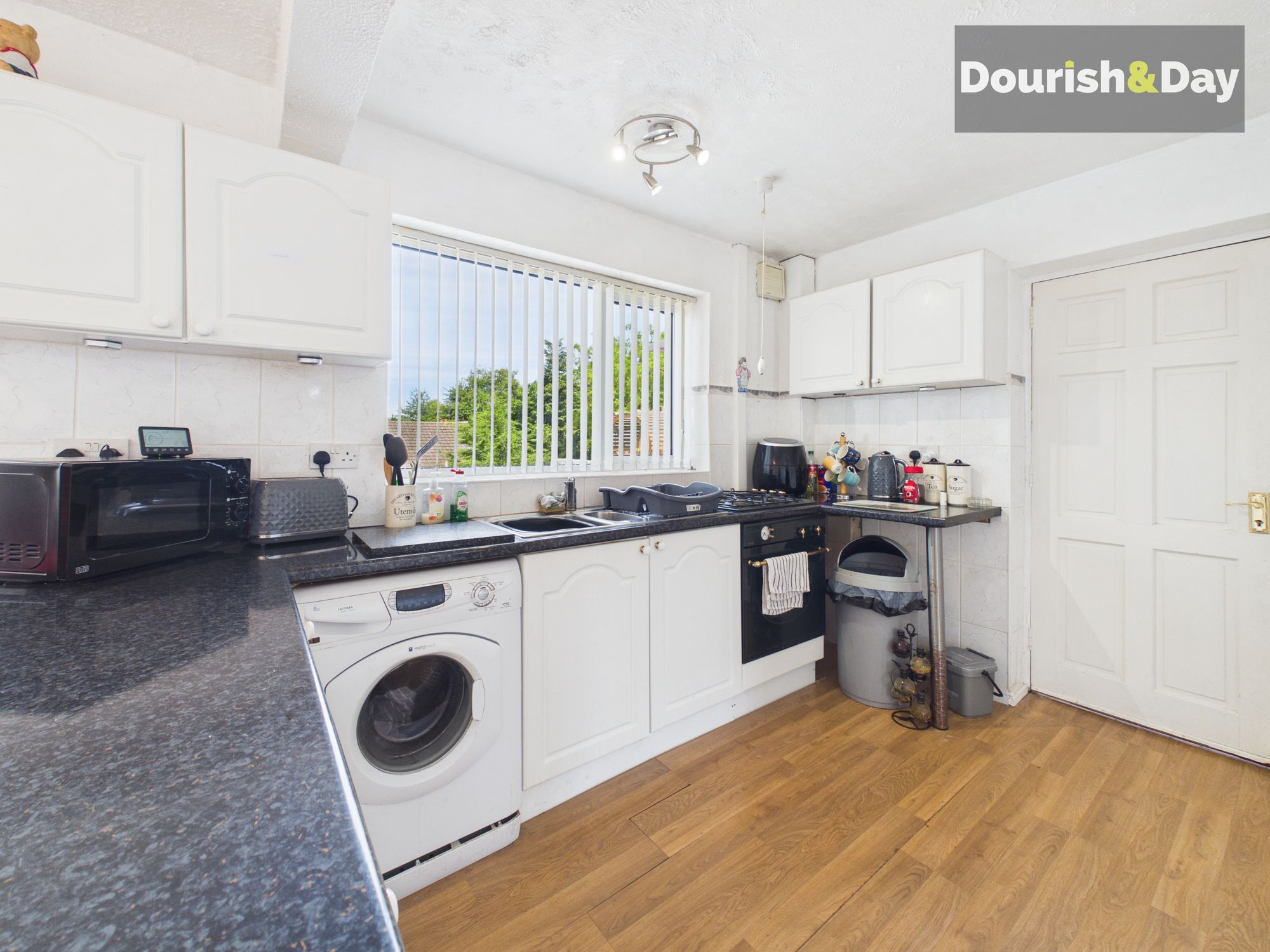 3 bed semi-detached house for sale in Churchfield Close, Stafford, ST17 - Property Image 6