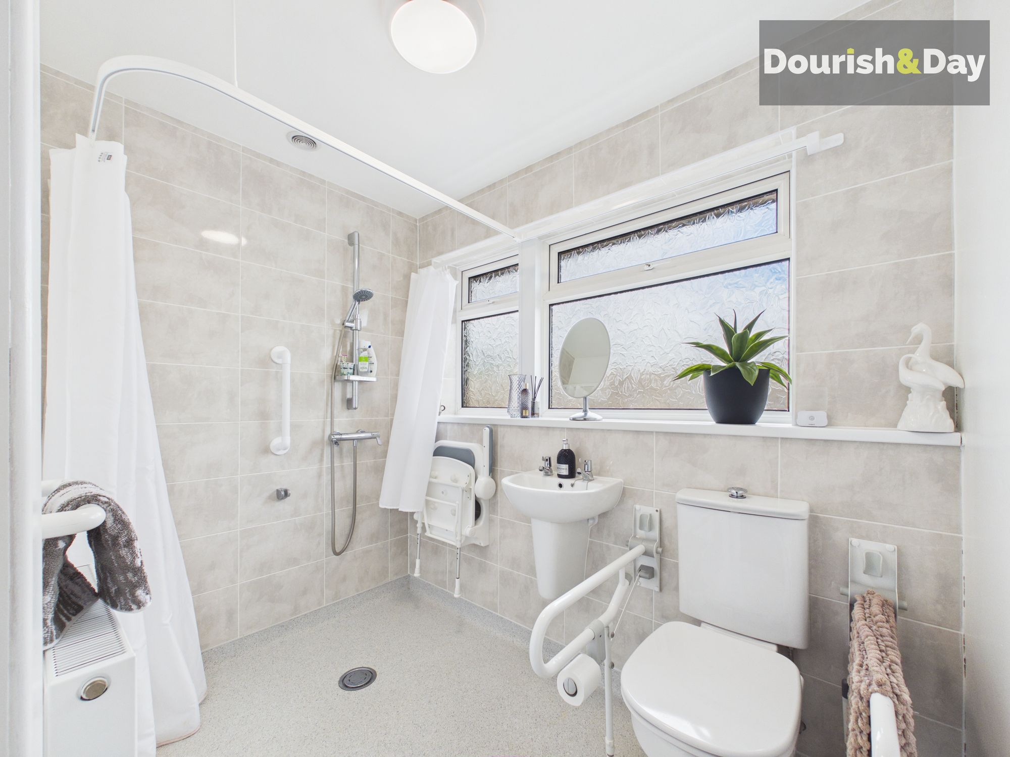 2 bed detached bungalow for sale in Portleven Close, Weeping Cross, Stafford, ST17 - Property Image 12