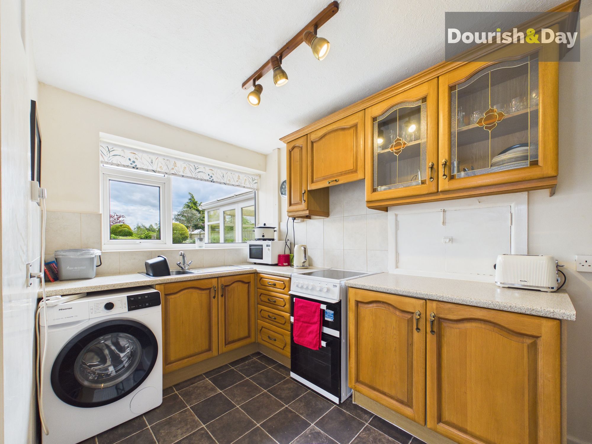 2 bed detached bungalow for sale in Portleven Close, Weeping Cross, Stafford, ST17 - Property Image 8
