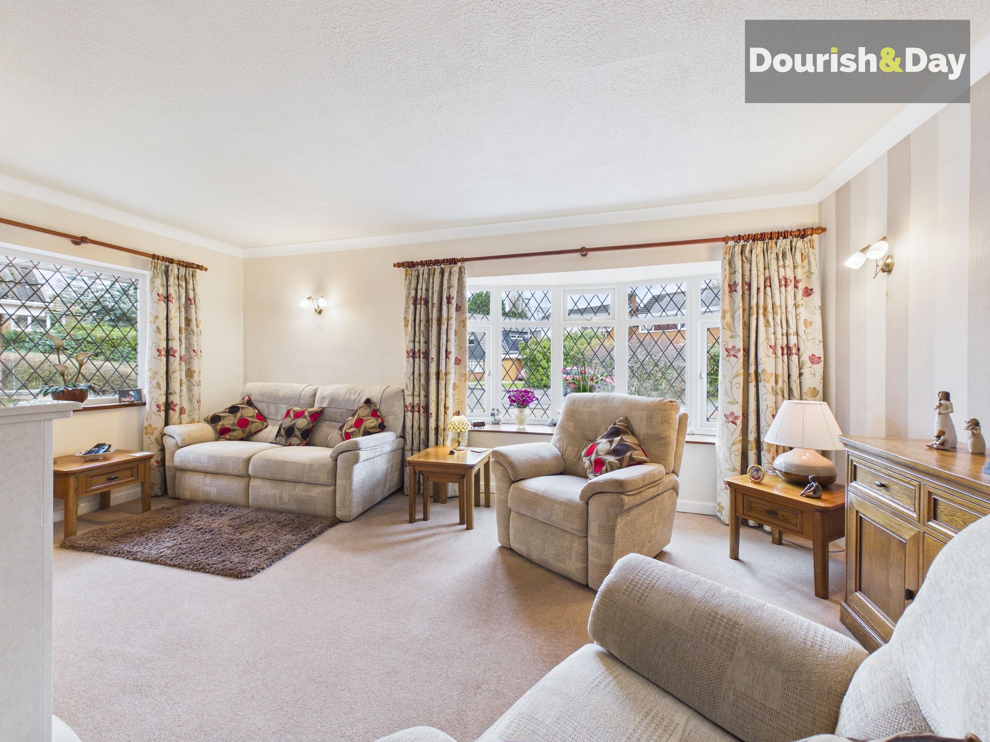 3 bed detached house for sale in Oakley Close, Penkridge, ST19 - Property Image 8