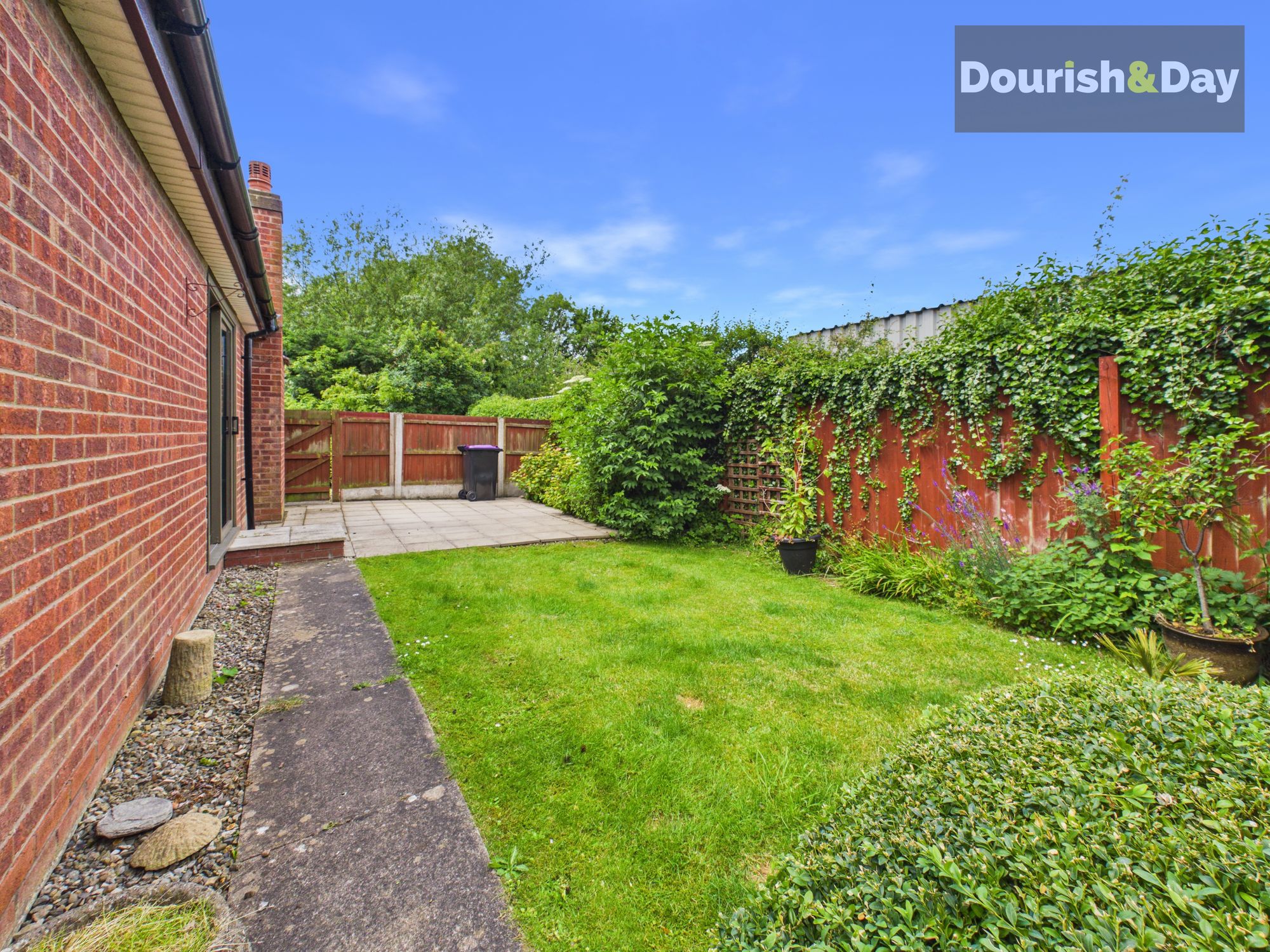 2 bed detached bungalow for sale in Edward German Drive, Whitchurch, SY13 - Property Image 6