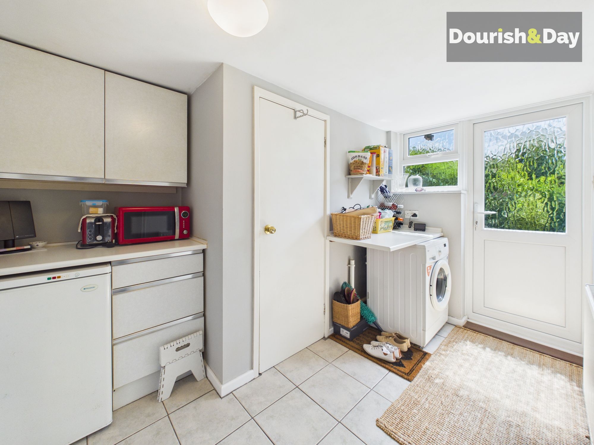 3 bed link detached house for sale in Beton Way, Stafford, ST16  - Property Image 11