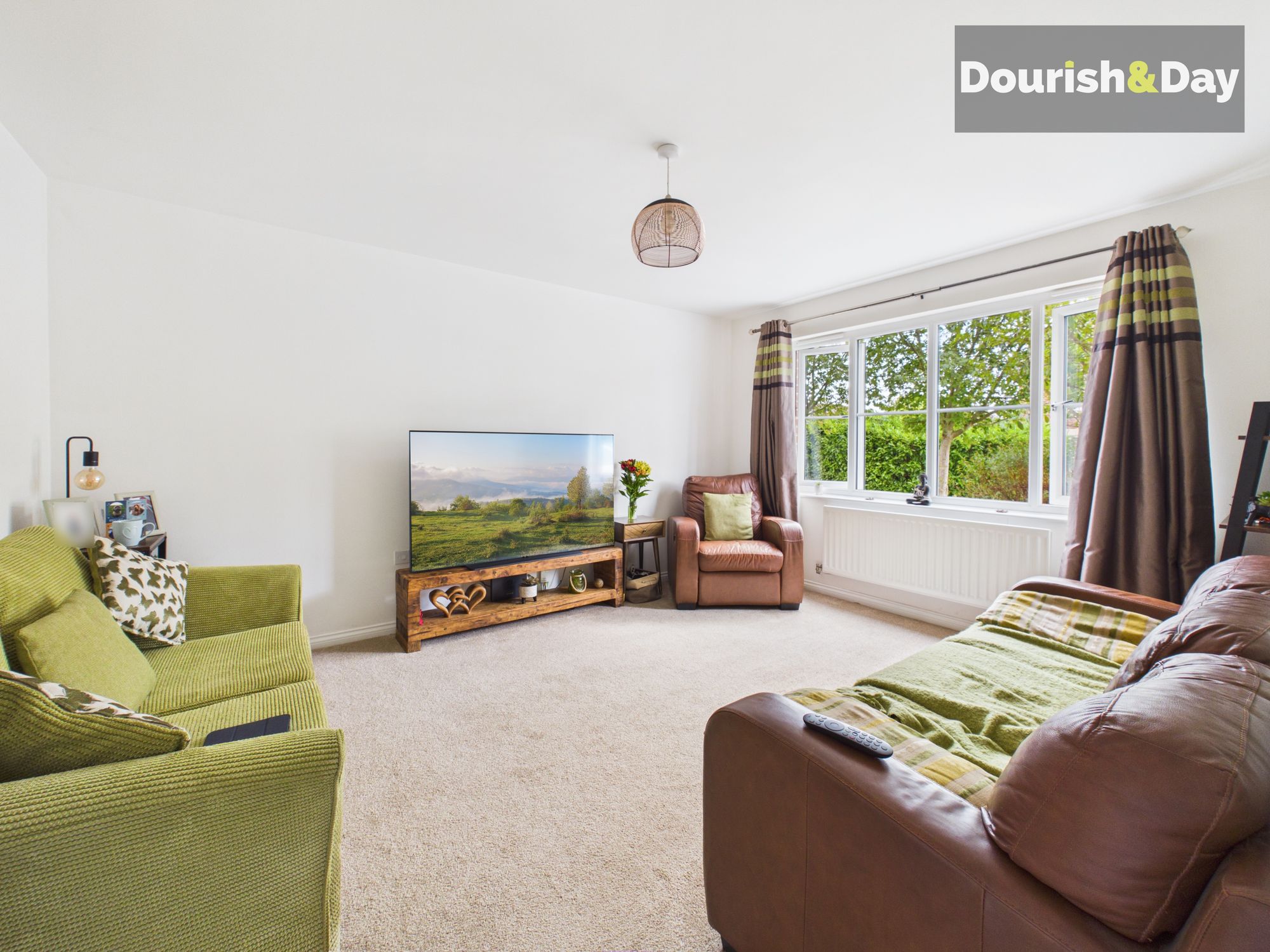 4 bed detached house for sale in Hughes Lane, Malpas, SY14 - Property Image 4