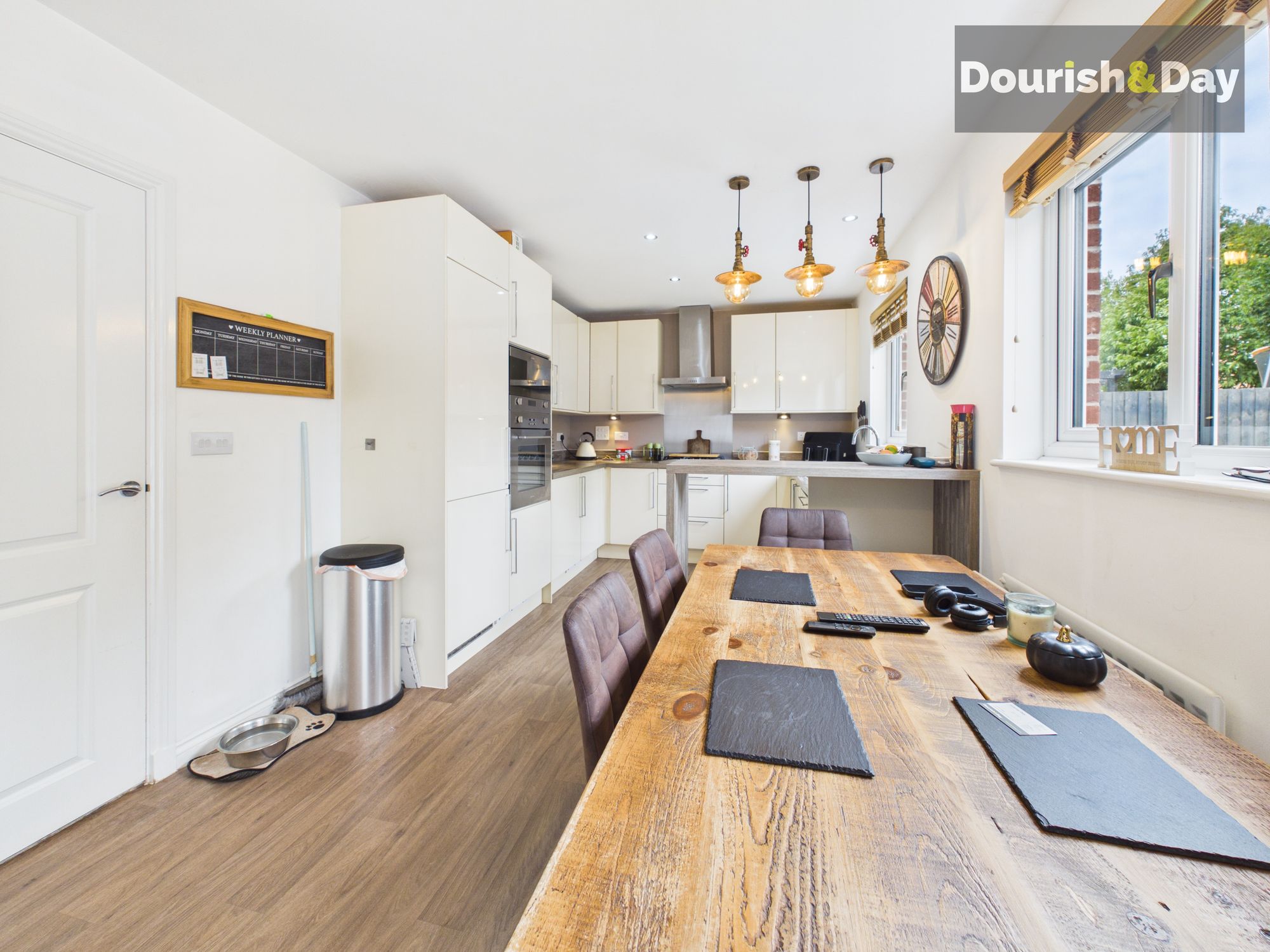 4 bed detached house for sale in Hughes Lane, Malpas, SY14 - Property Image 9