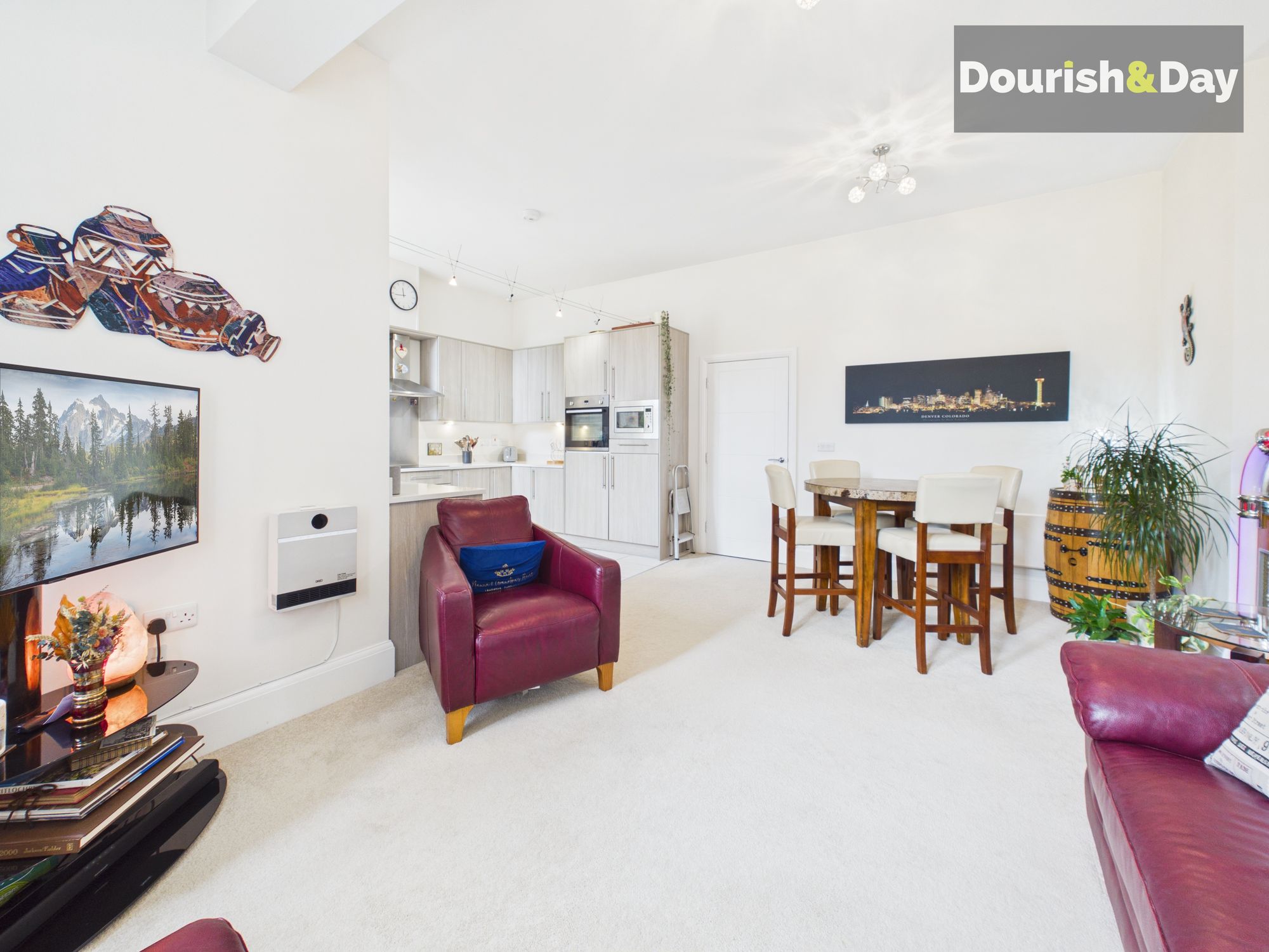 2 bed flat for sale in St. Georges Parkway, Stafford, ST16 - Property Image 8