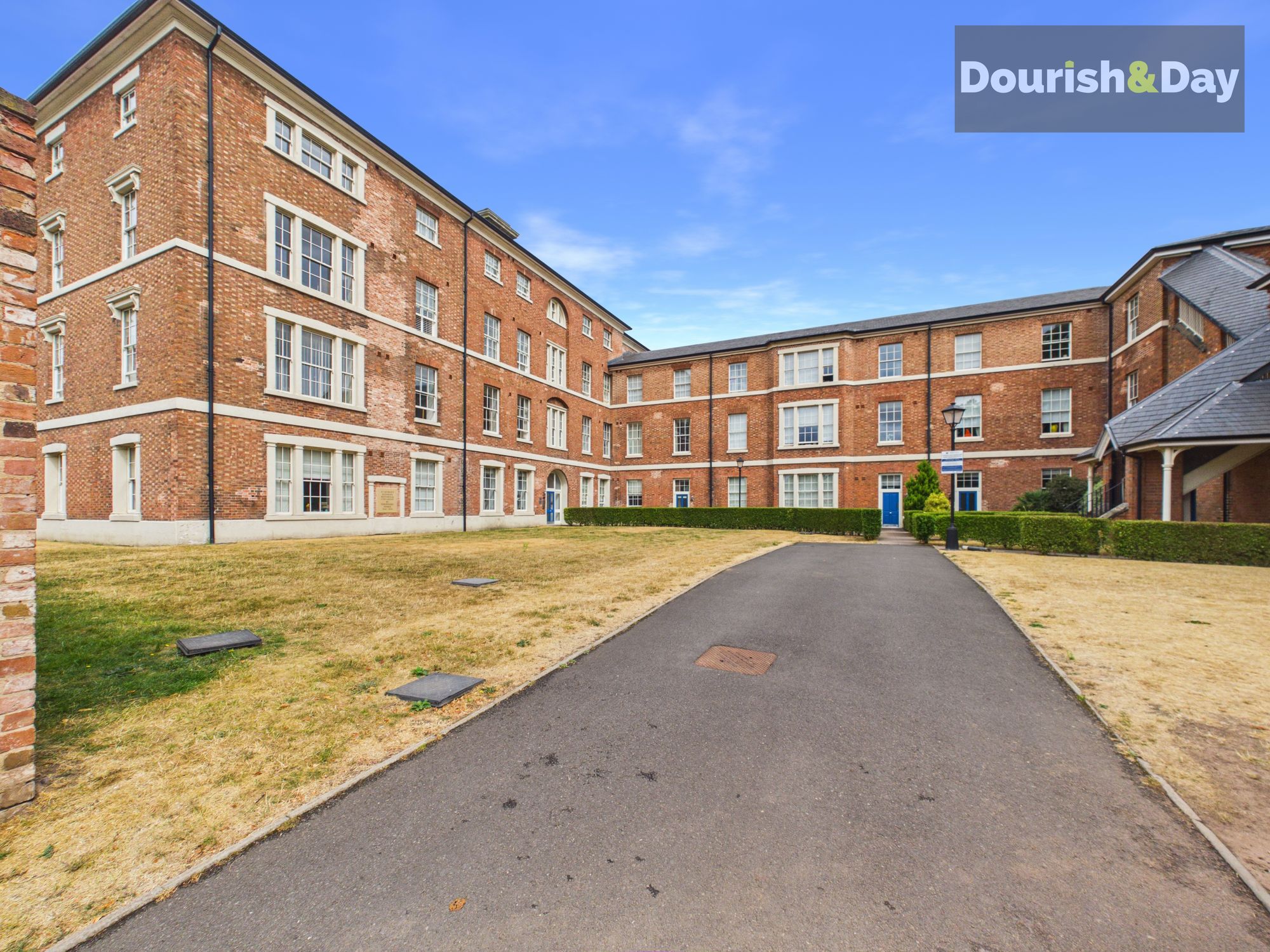 2 bed flat for sale in St. Georges Parkway, Stafford, ST16 - Property Image 13