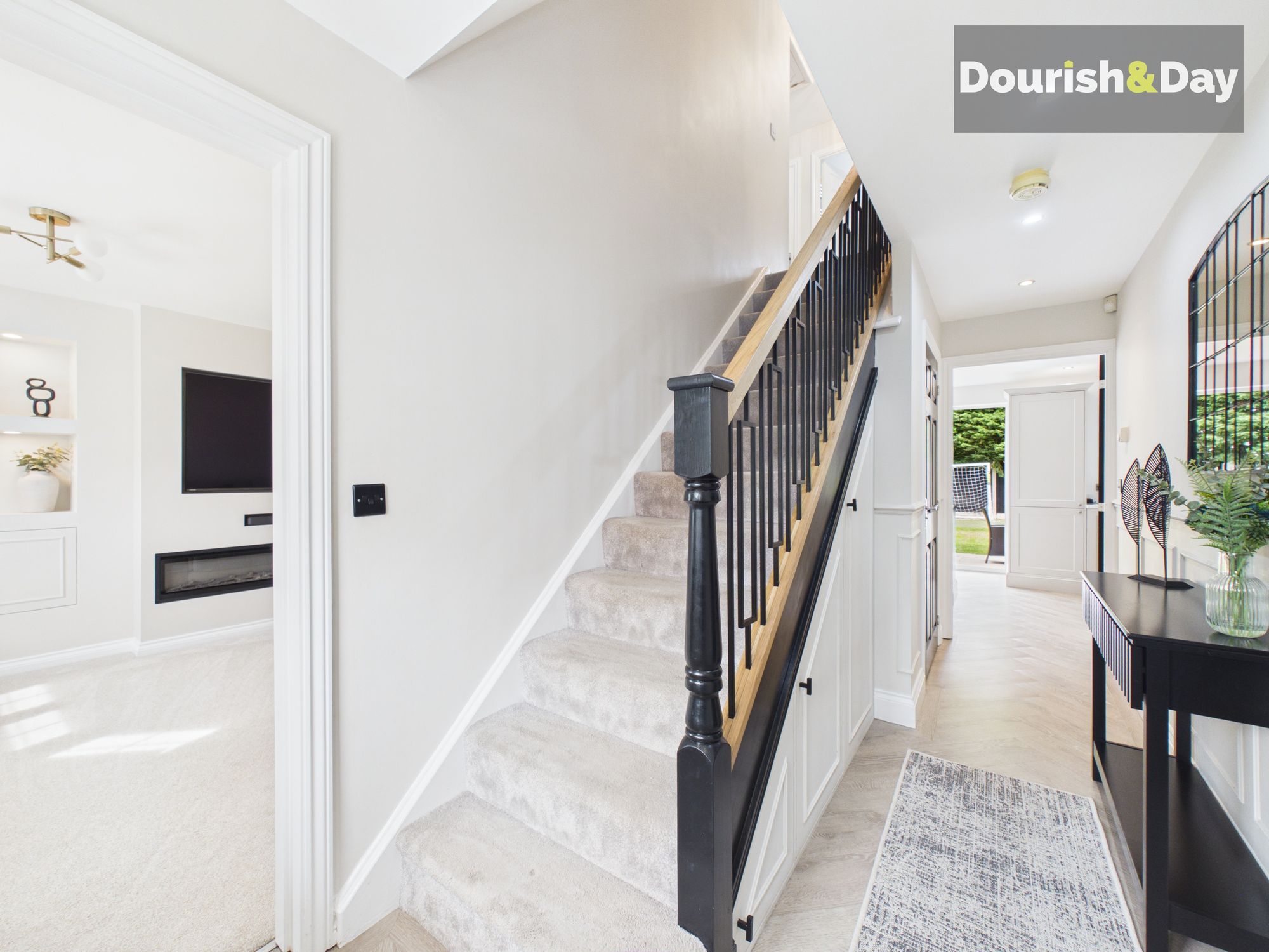 4 bed detached house for sale in Stuart Way, Market Drayton, TF9 - Property Image 5