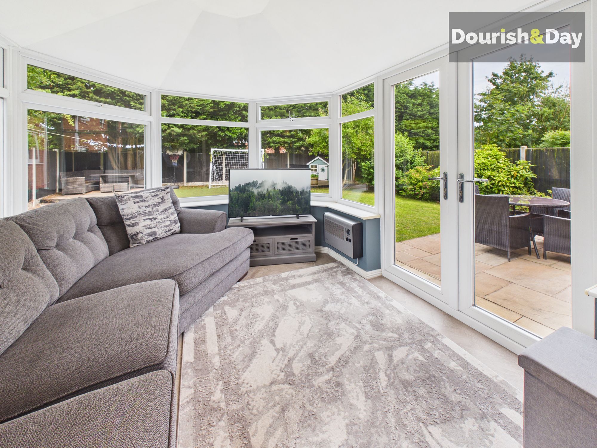 4 bed detached house for sale in Stuart Way, Market Drayton, TF9 - Property Image 4