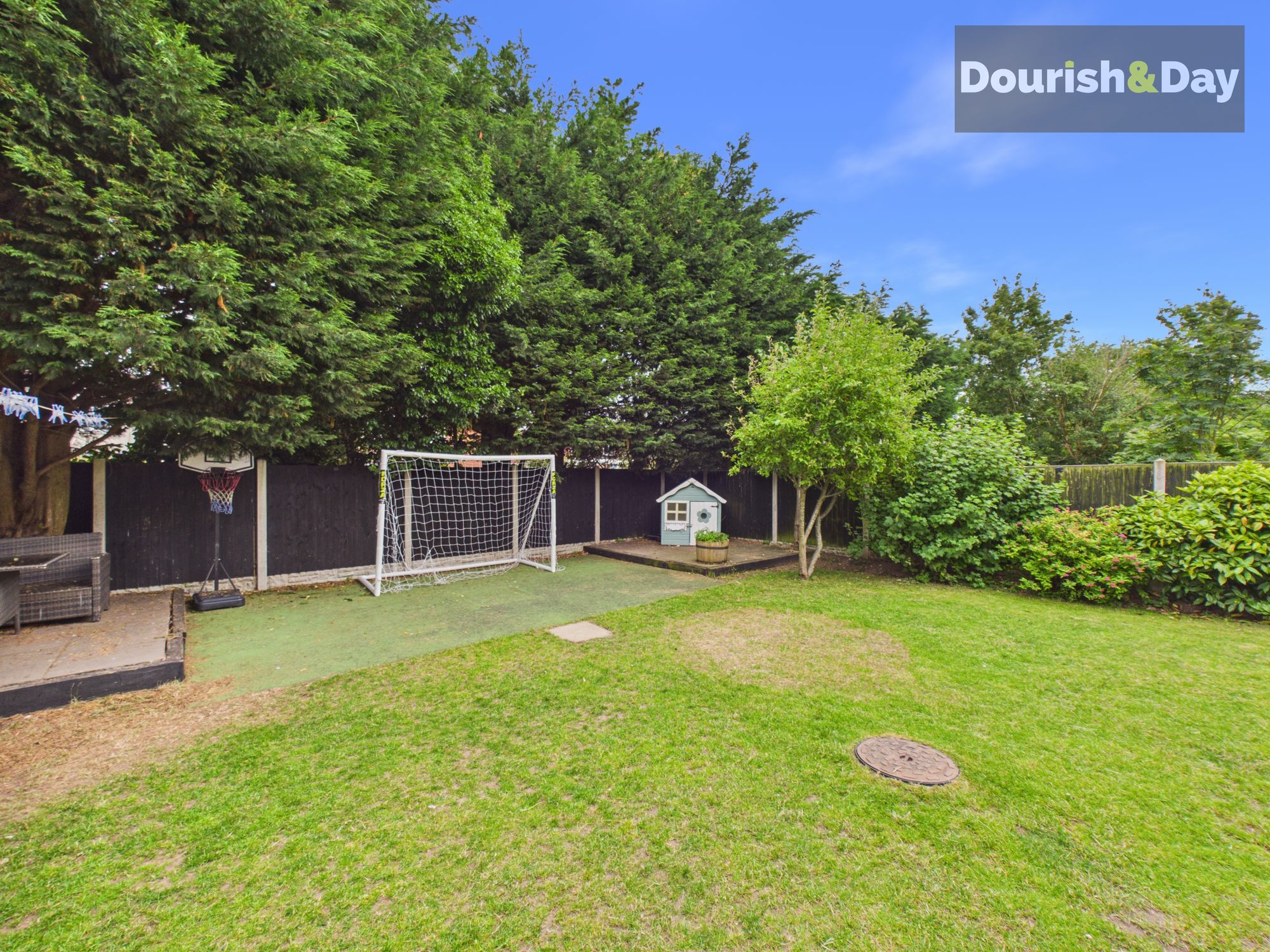 4 bed detached house for sale in Stuart Way, Market Drayton, TF9 - Property Image 26