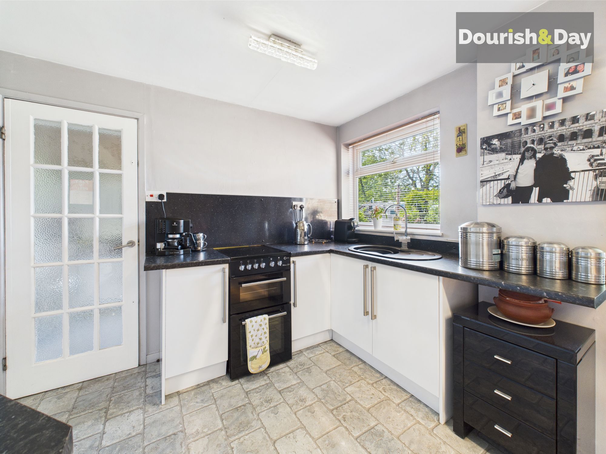 3 bed link detached house for sale in Bradshaw Way, Stafford, ST16 - Property Image 10