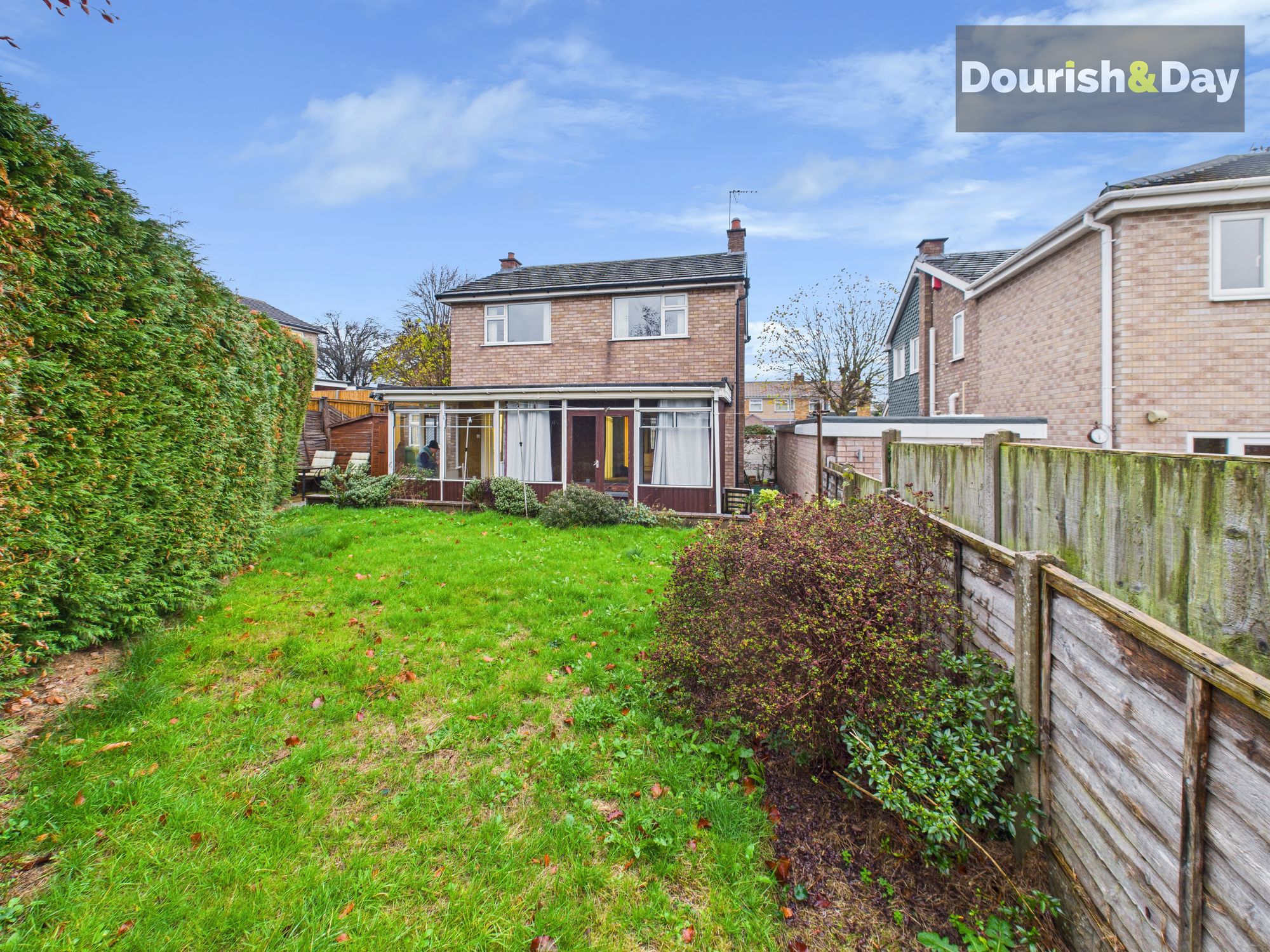 3 bed detached house for sale in Heath Drive, Stafford, ST16 - Property Image 4