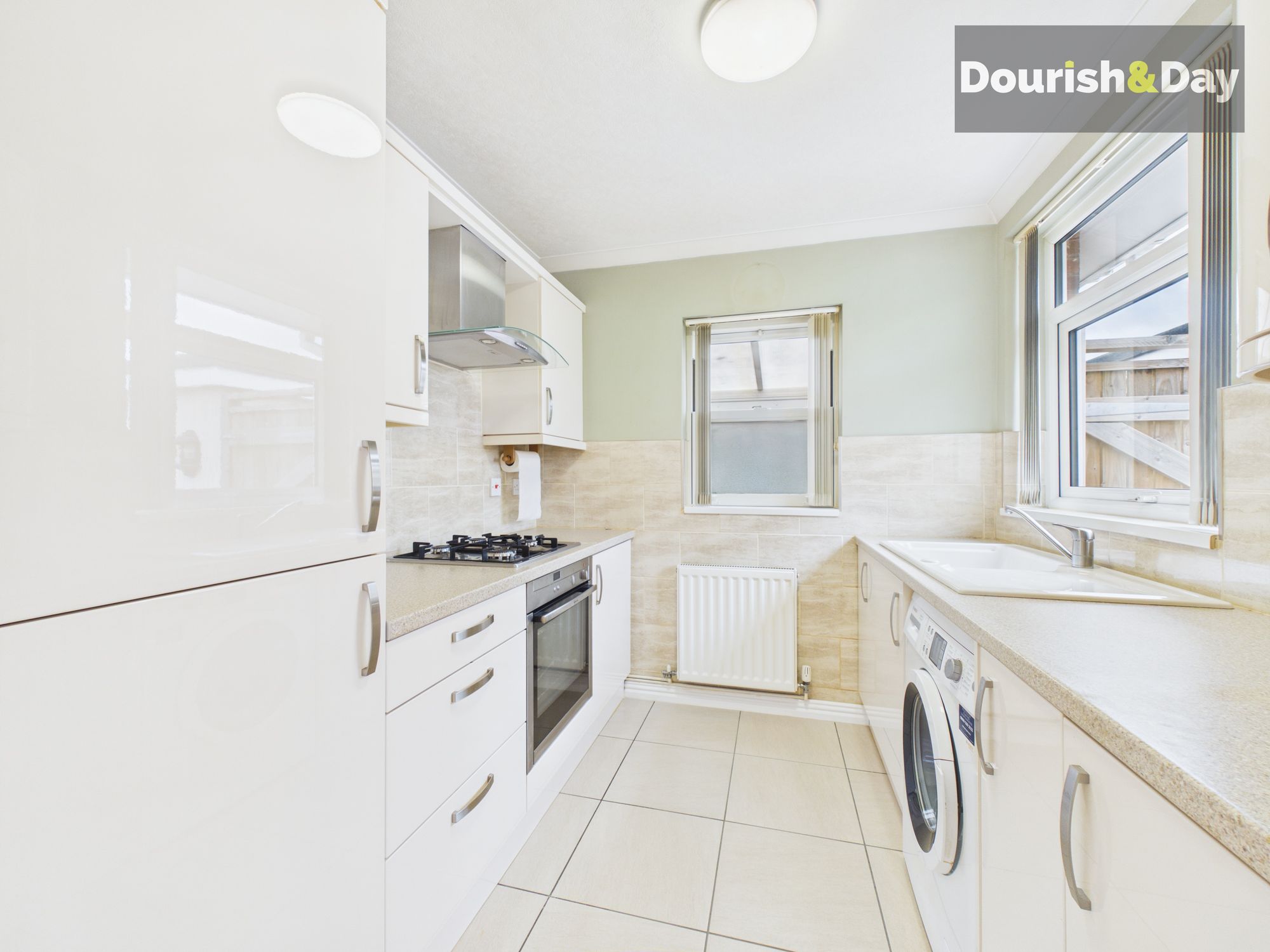 2 bed semi-detached bungalow for sale in Crab Lane, Stafford, ST16 - Property Image 9