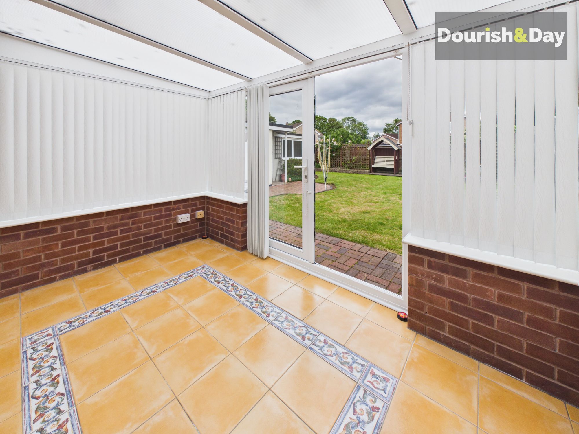 2 bed semi-detached bungalow for sale in Crab Lane, Stafford, ST16 - Property Image 8