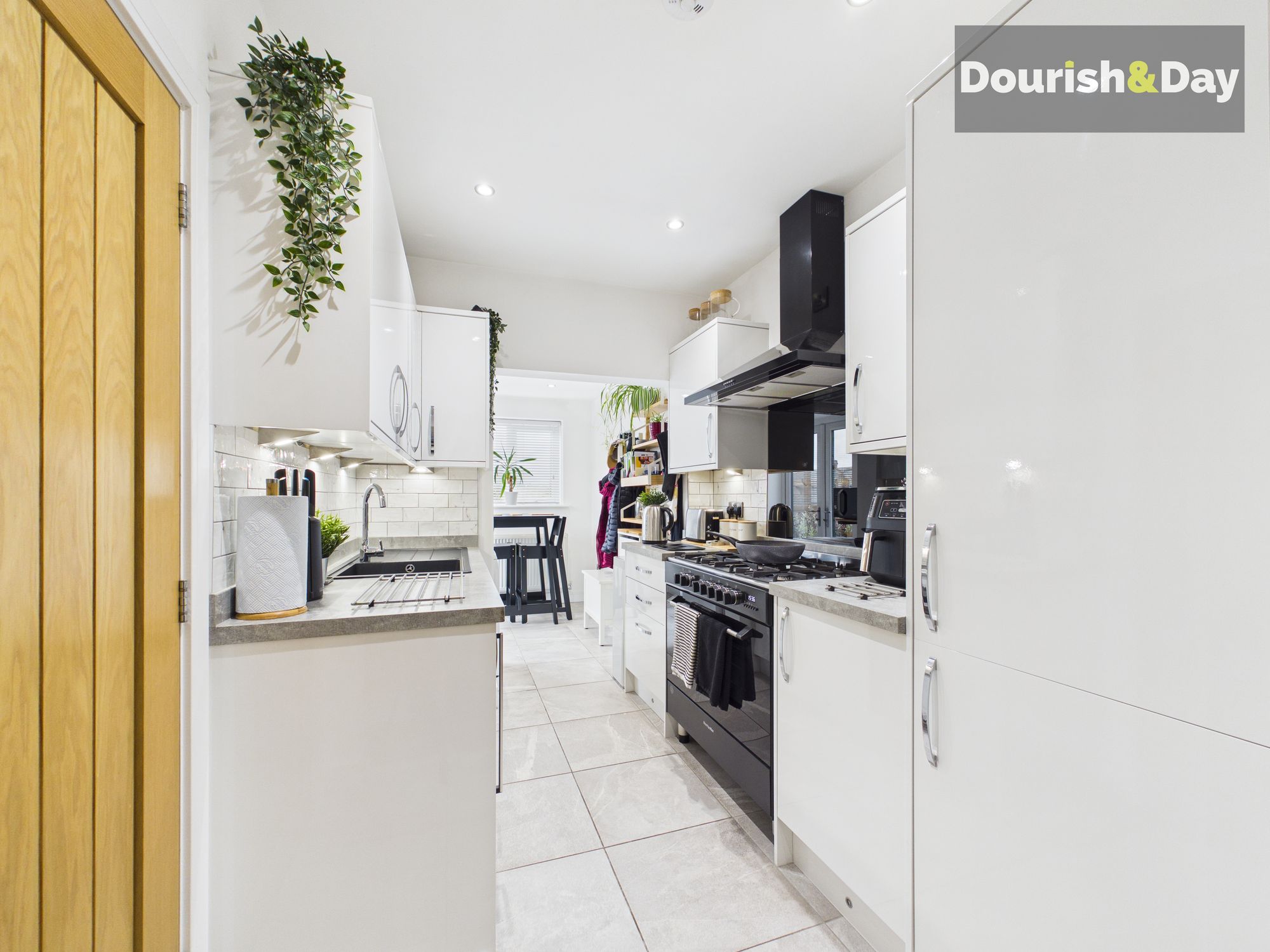 3 bed end of terrace house for sale in West Hill Avenue, Hednesford, WS12 - Property Image 8