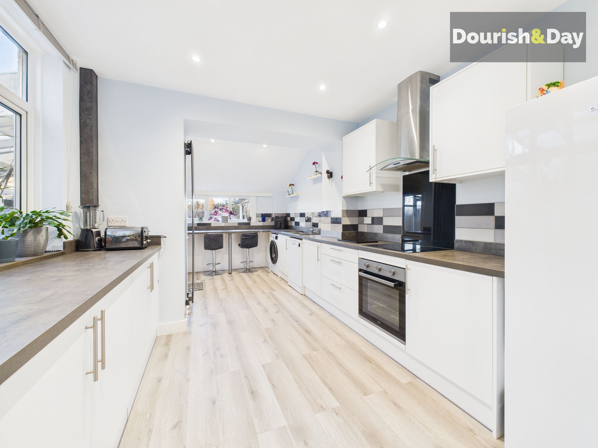 3 bed mid-terraced house for sale in Corporation Street, Stafford, ST16 - Property Image 3