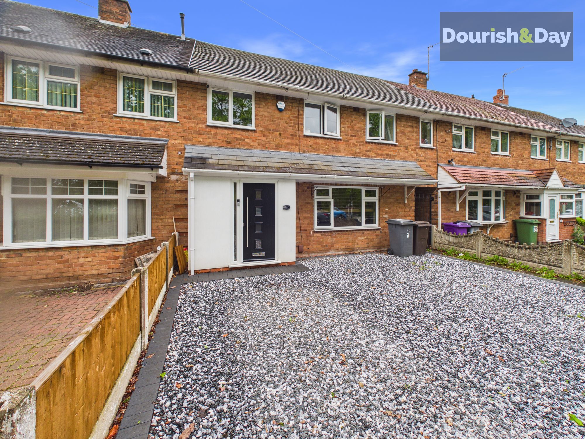 4 bed terraced house for sale in Cannock Road, Wednesfield, WV10  - Property Image 1