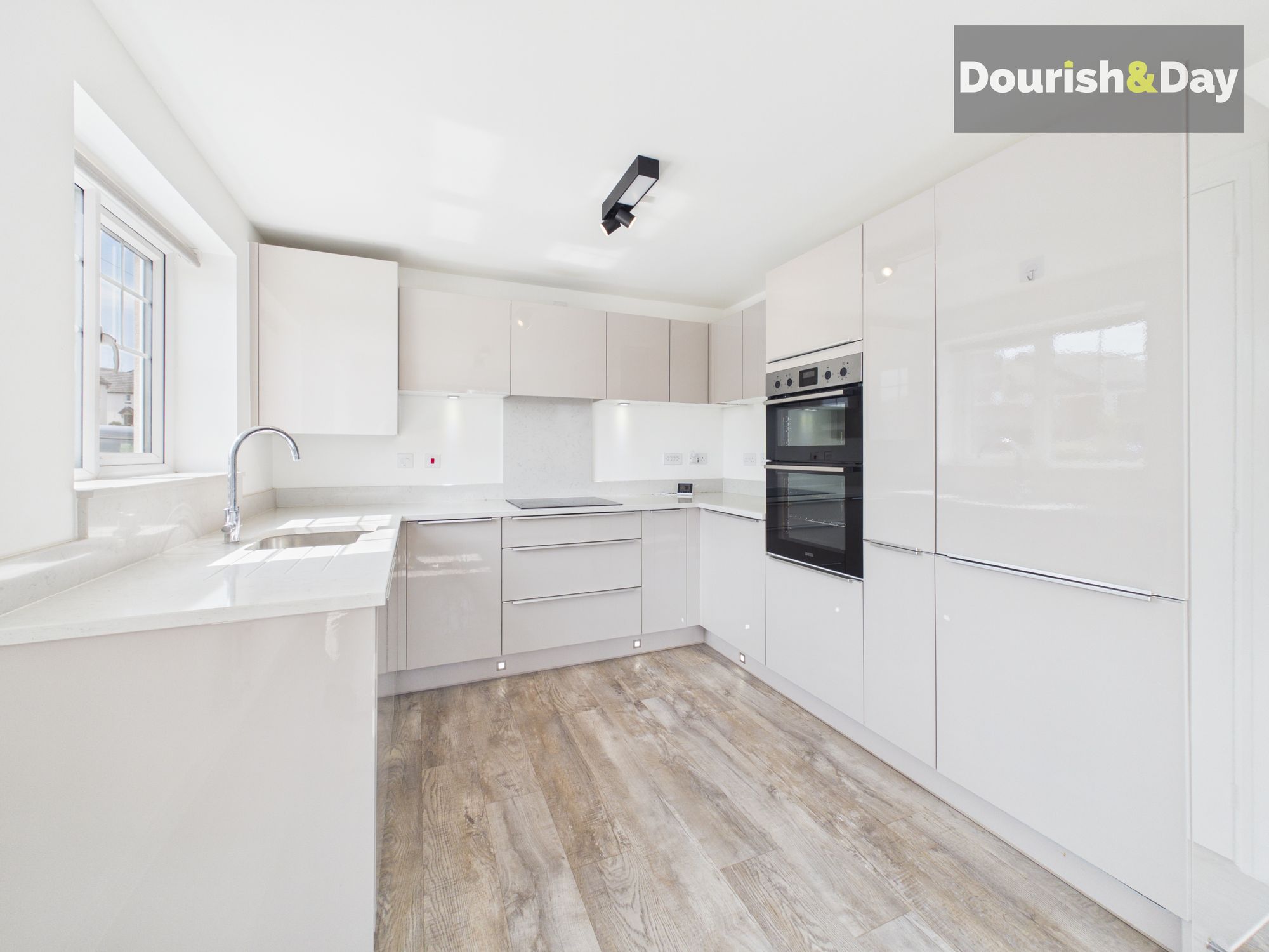 3 bed detached house for sale in Totnes View, Stafford, ST16 - Property Image 6