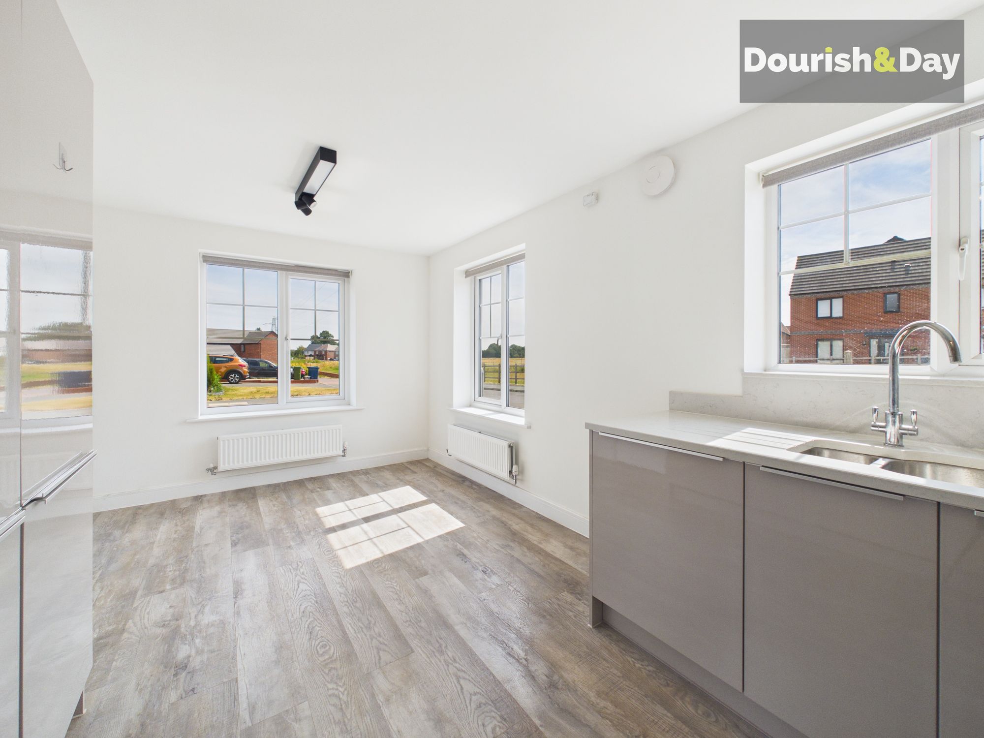 3 bed detached house for sale in Totnes View, Stafford, ST16 - Property Image 7