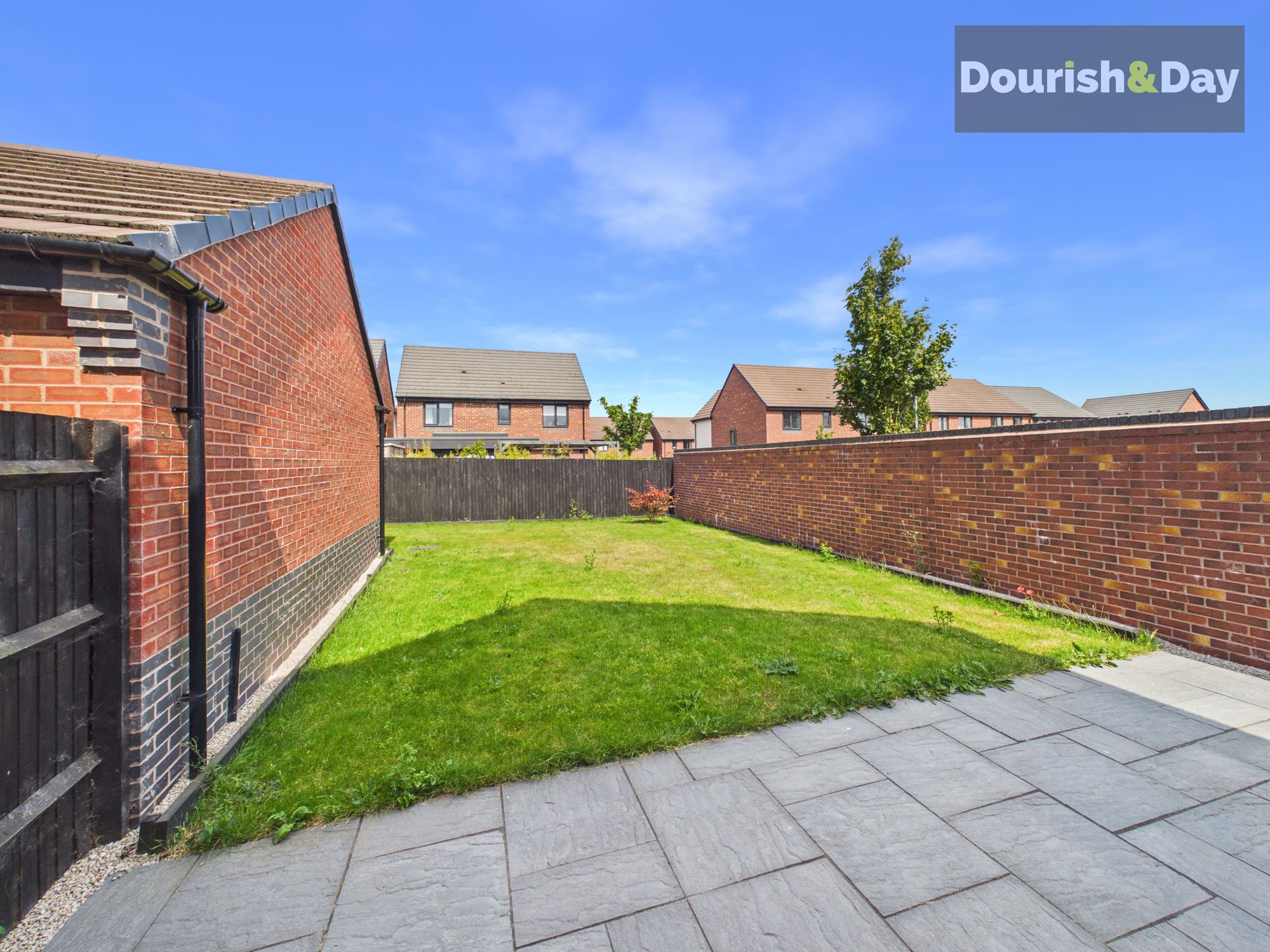 3 bed detached house for sale in Totnes View, Stafford, ST16 - Property Image 14