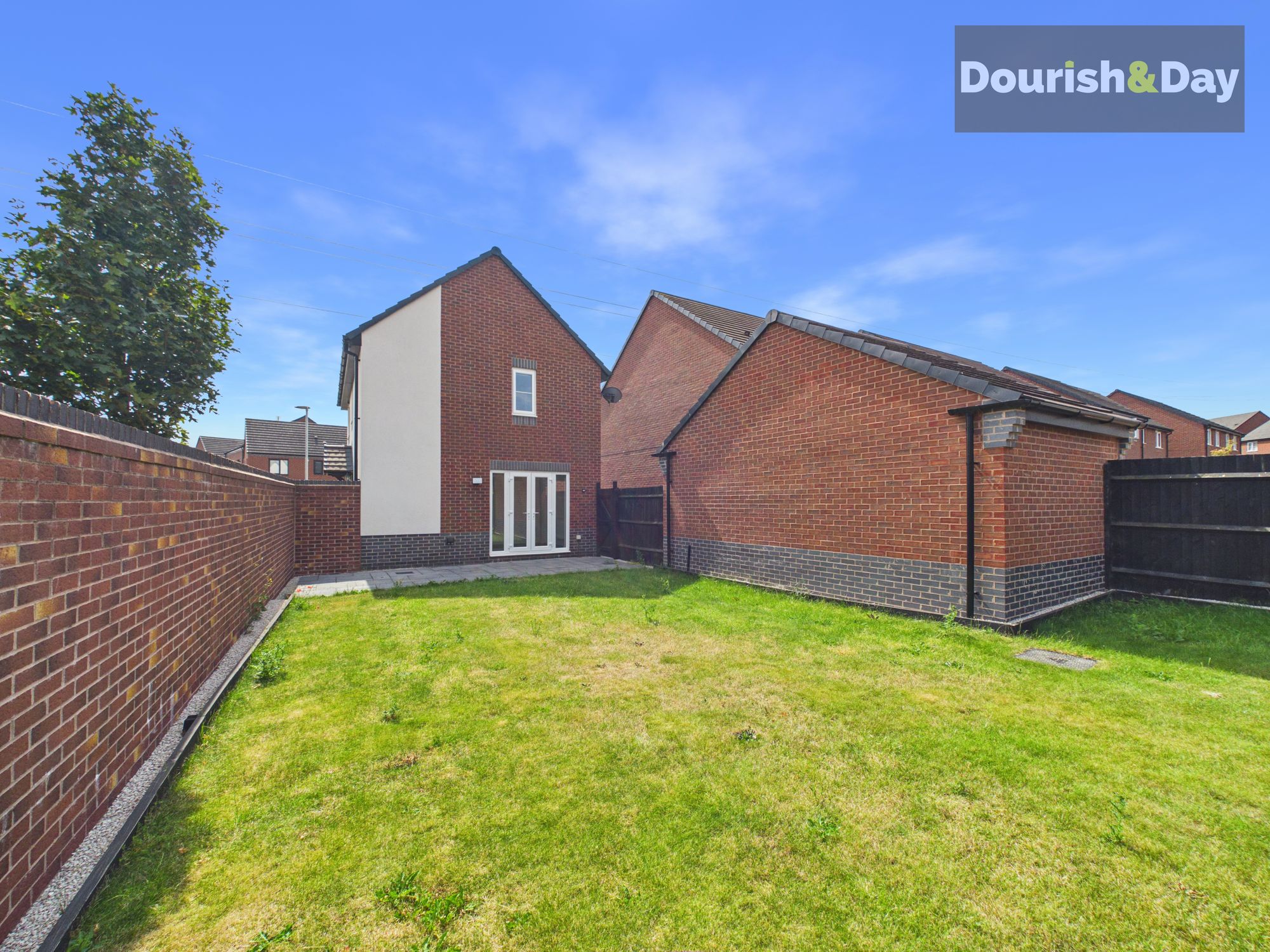3 bed detached house for sale in Totnes View, Stafford, ST16 - Property Image 4