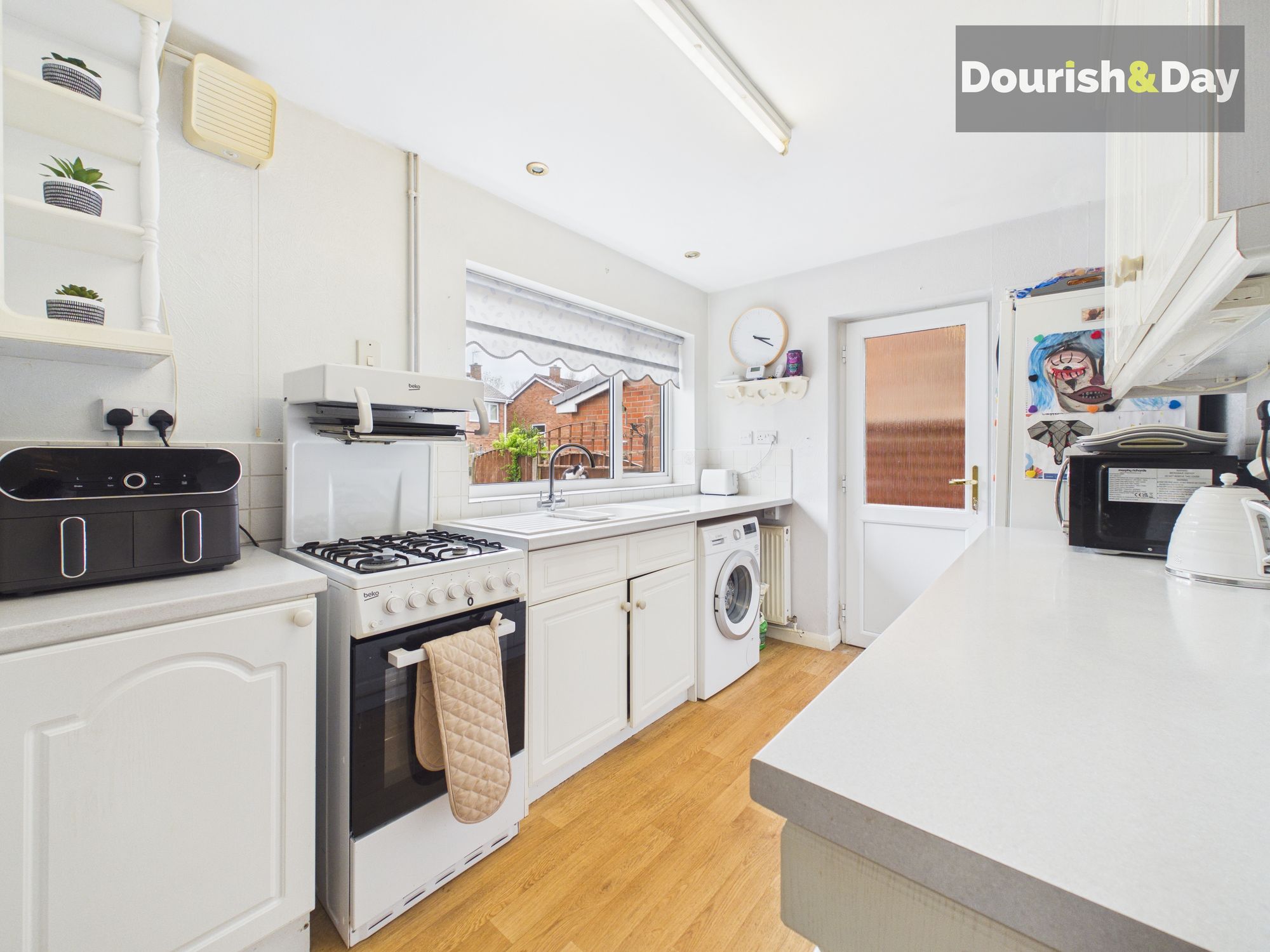 4 bed detached house for sale in Felden Close, Stafford, ST16 - Property Image 2