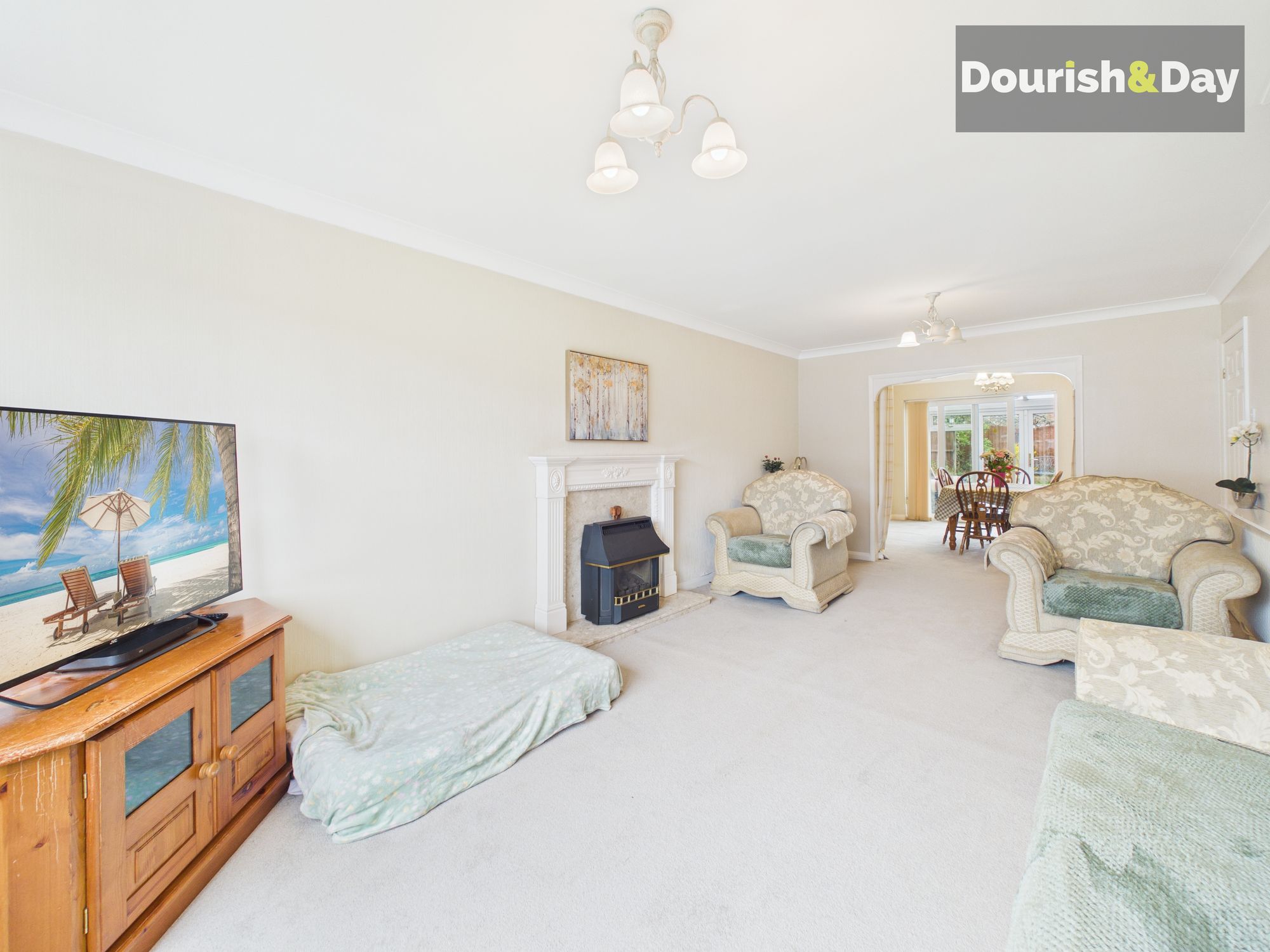 4 bed detached house for sale in Felden Close, Stafford, ST16 - Property Image 3