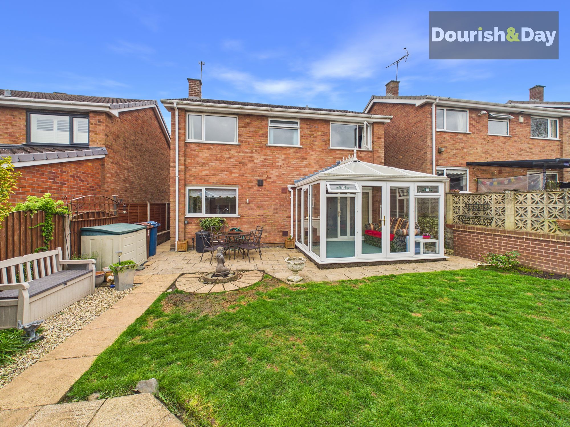 4 bed detached house for sale in Felden Close, Stafford, ST16 - Property Image 15