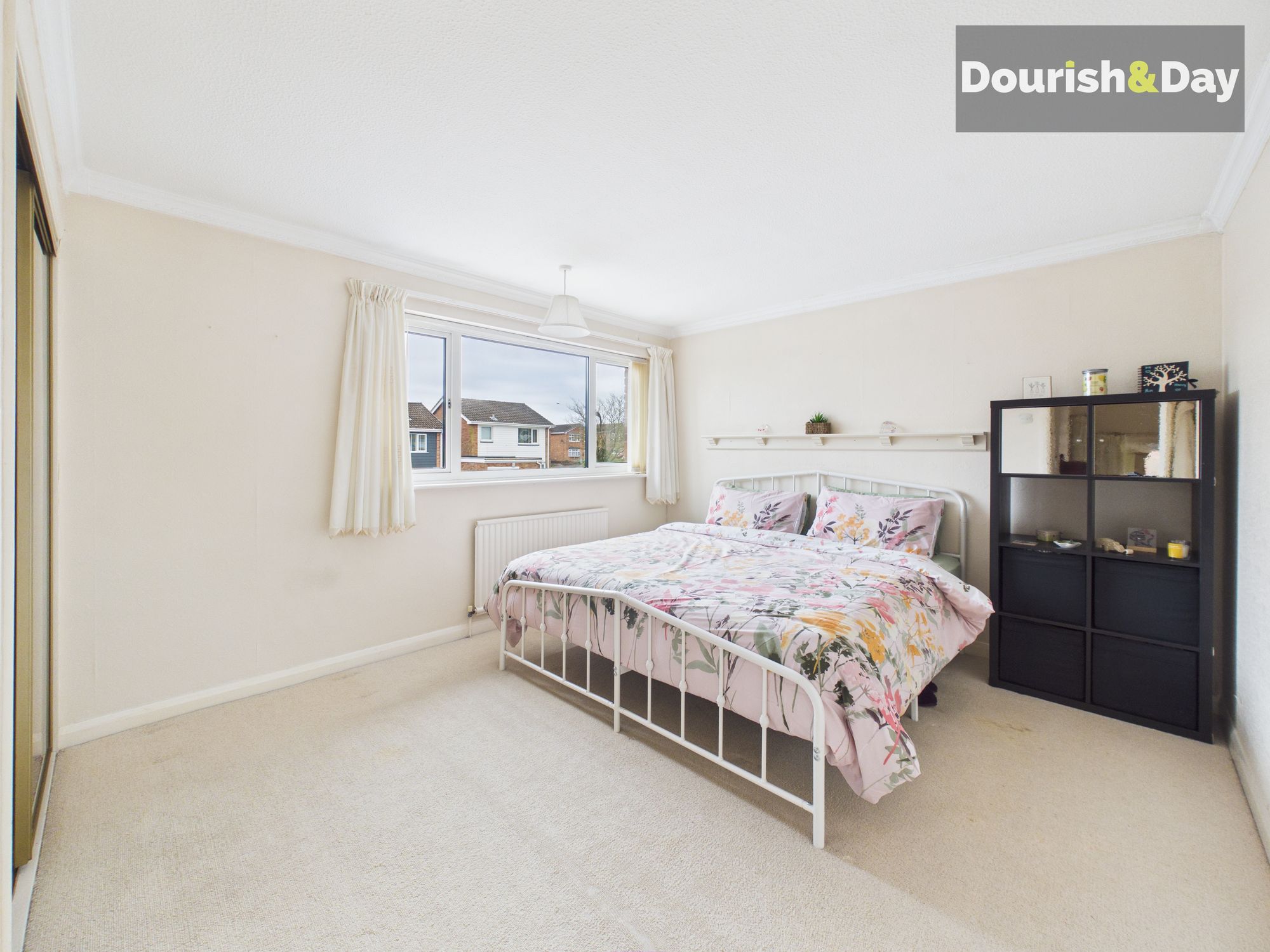 4 bed detached house for sale in Felden Close, Stafford, ST16 - Property Image 9