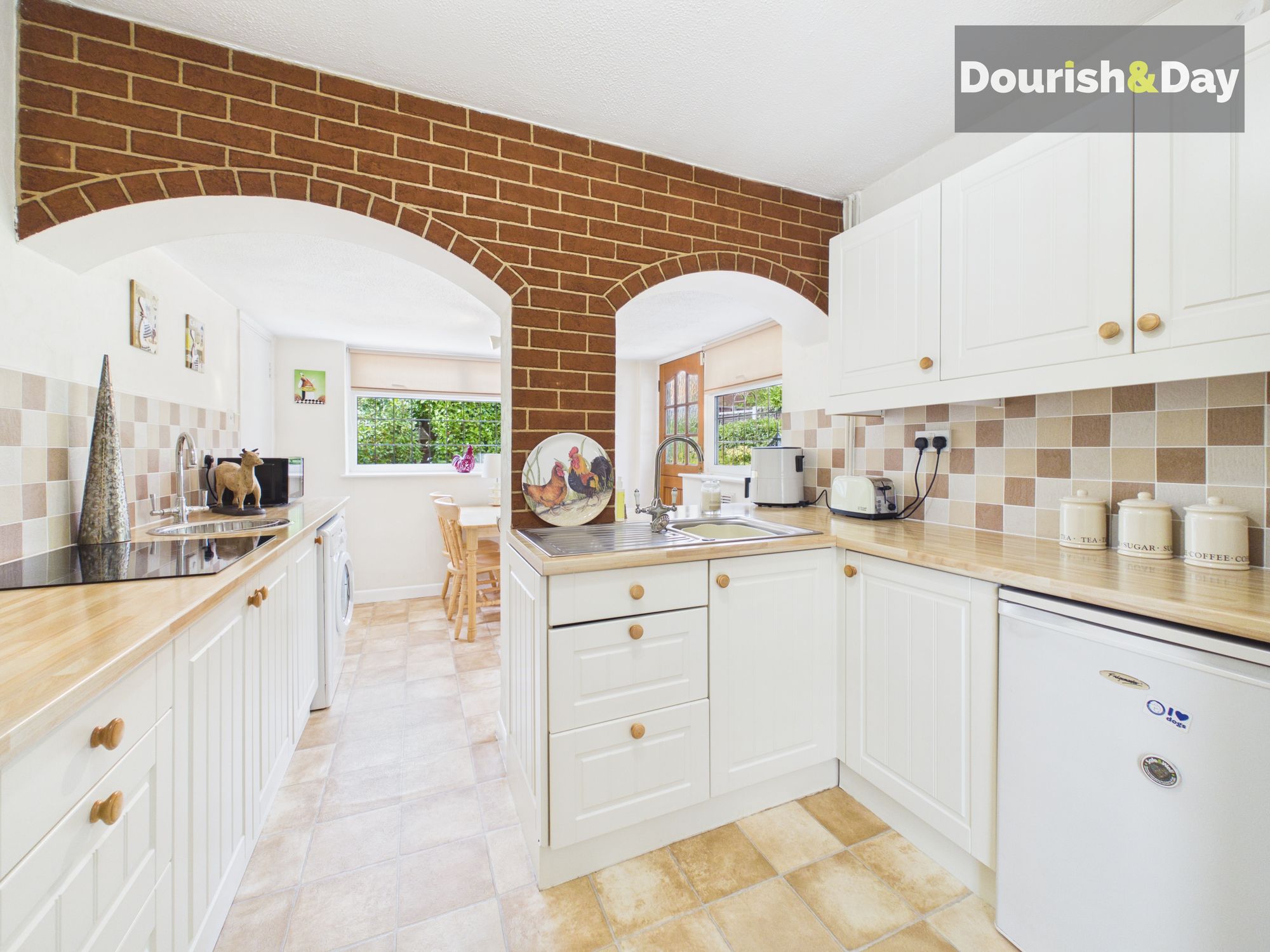 3 bed detached house for sale in Cherrybrook Drive, Penkridge, ST19 - Property Image 2