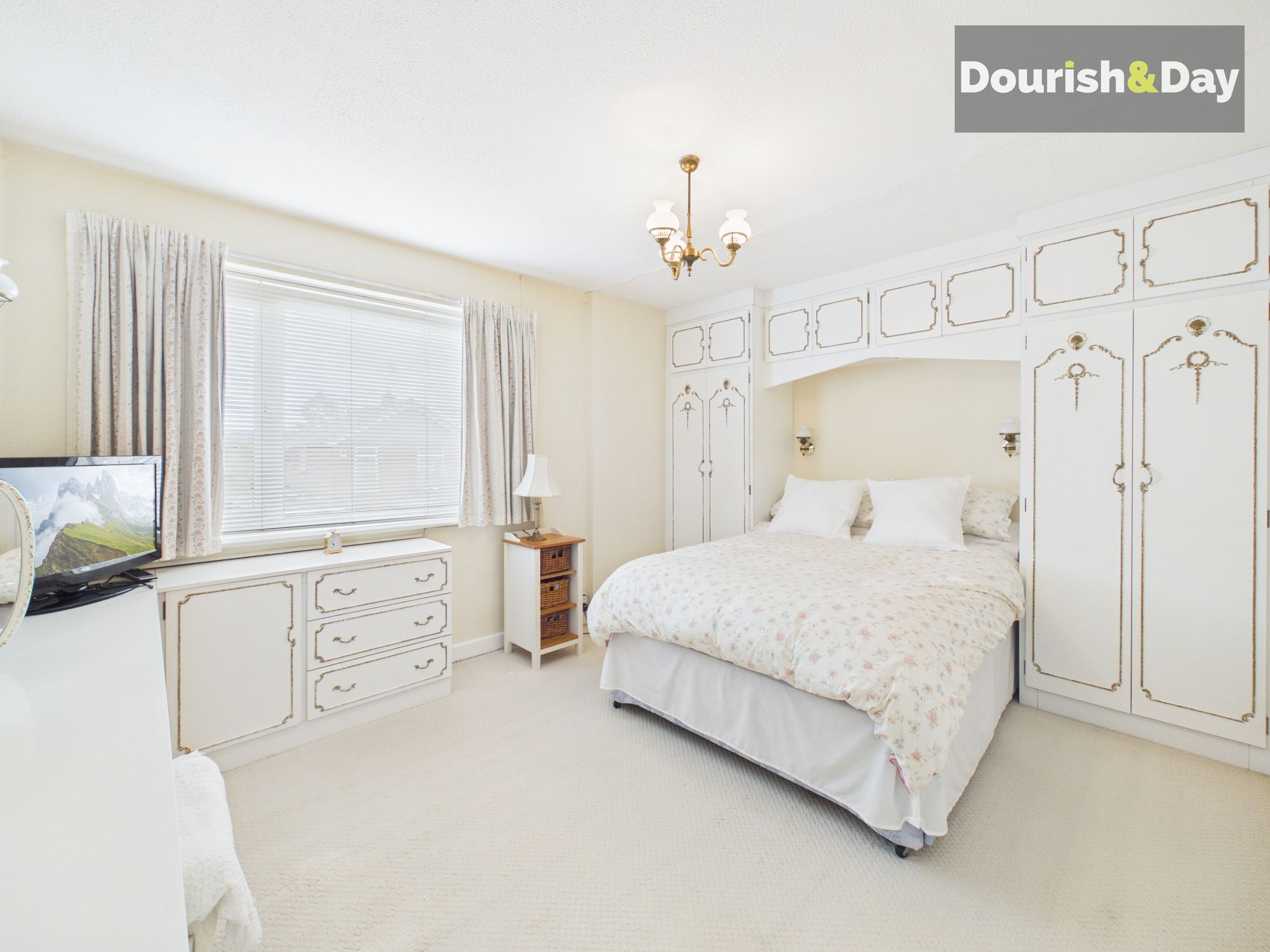 3 bed detached house for sale in Cherrybrook Drive, Penkridge, ST19 - Property Image 10