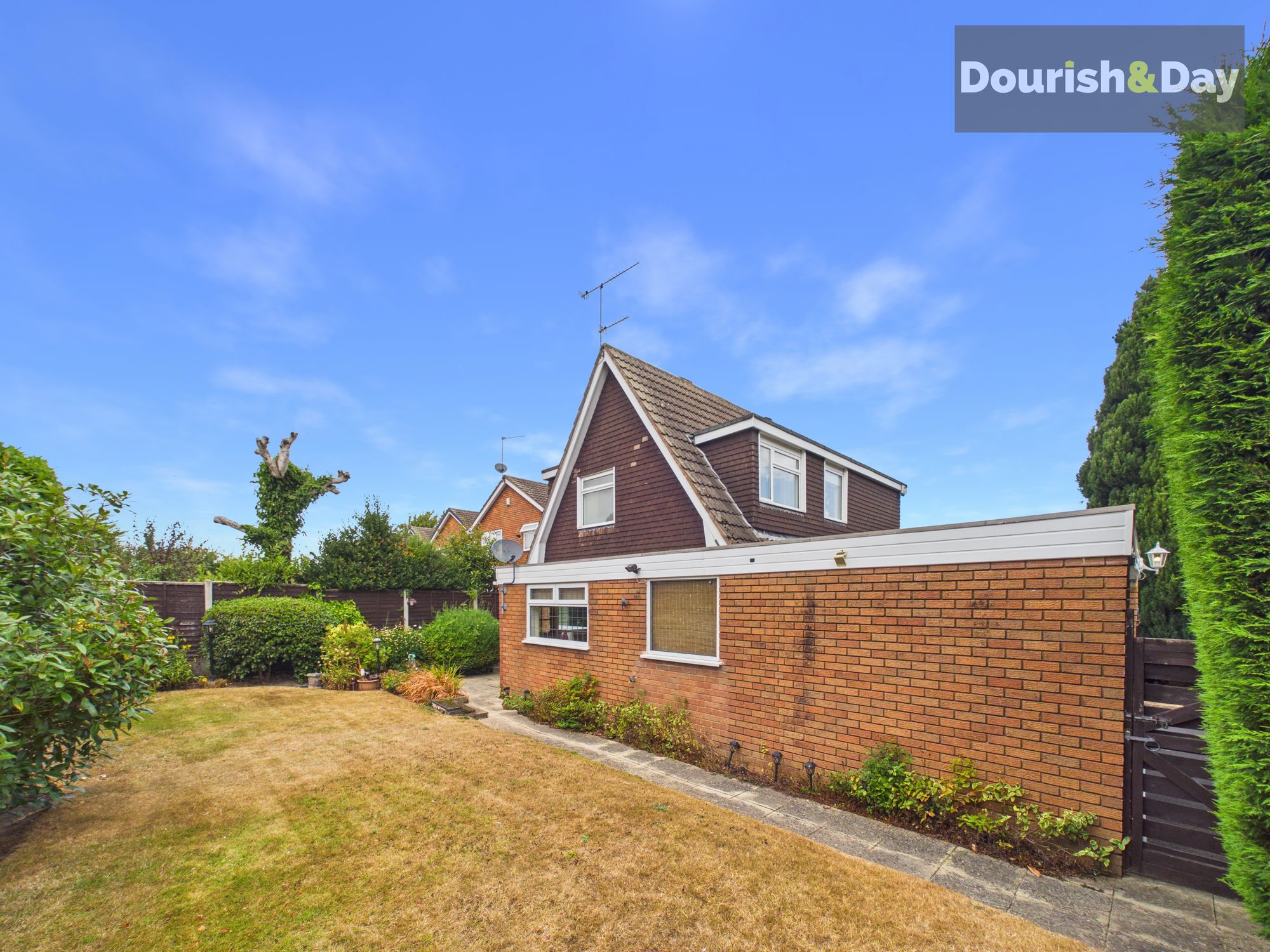 3 bed detached house for sale in Cherrybrook Drive, Penkridge, ST19 - Property Image 17